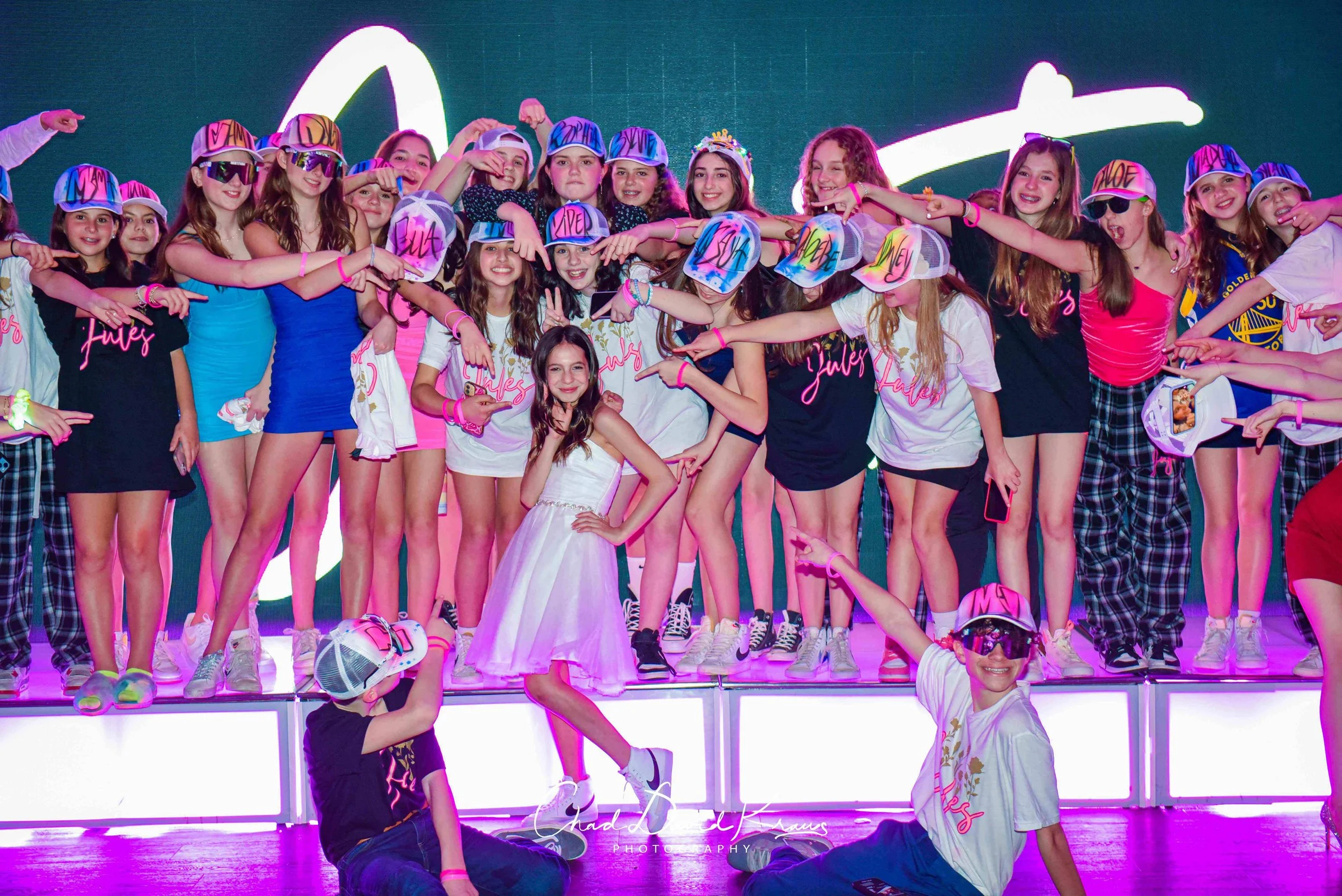 Juju friends pointing .jpeg