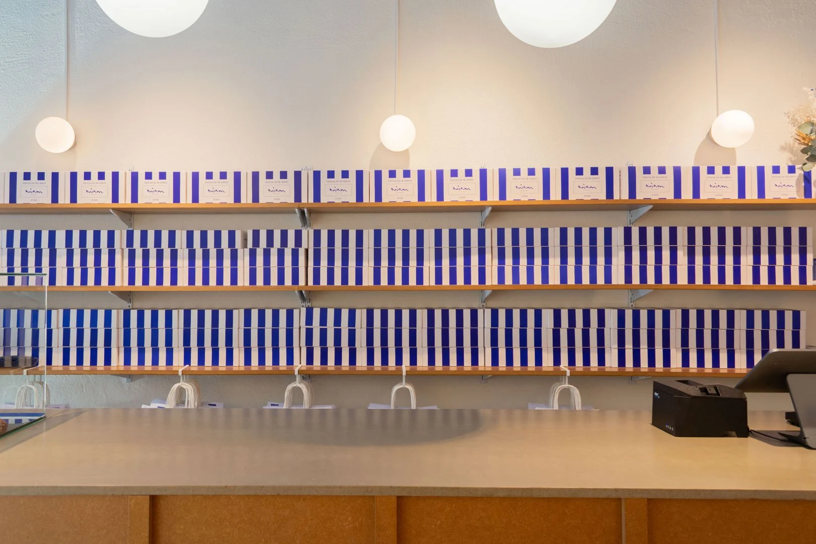 Miam-Bakery-interior-retail-design-por-agosto-creative-studio-barcelona_DSC0065.jpg