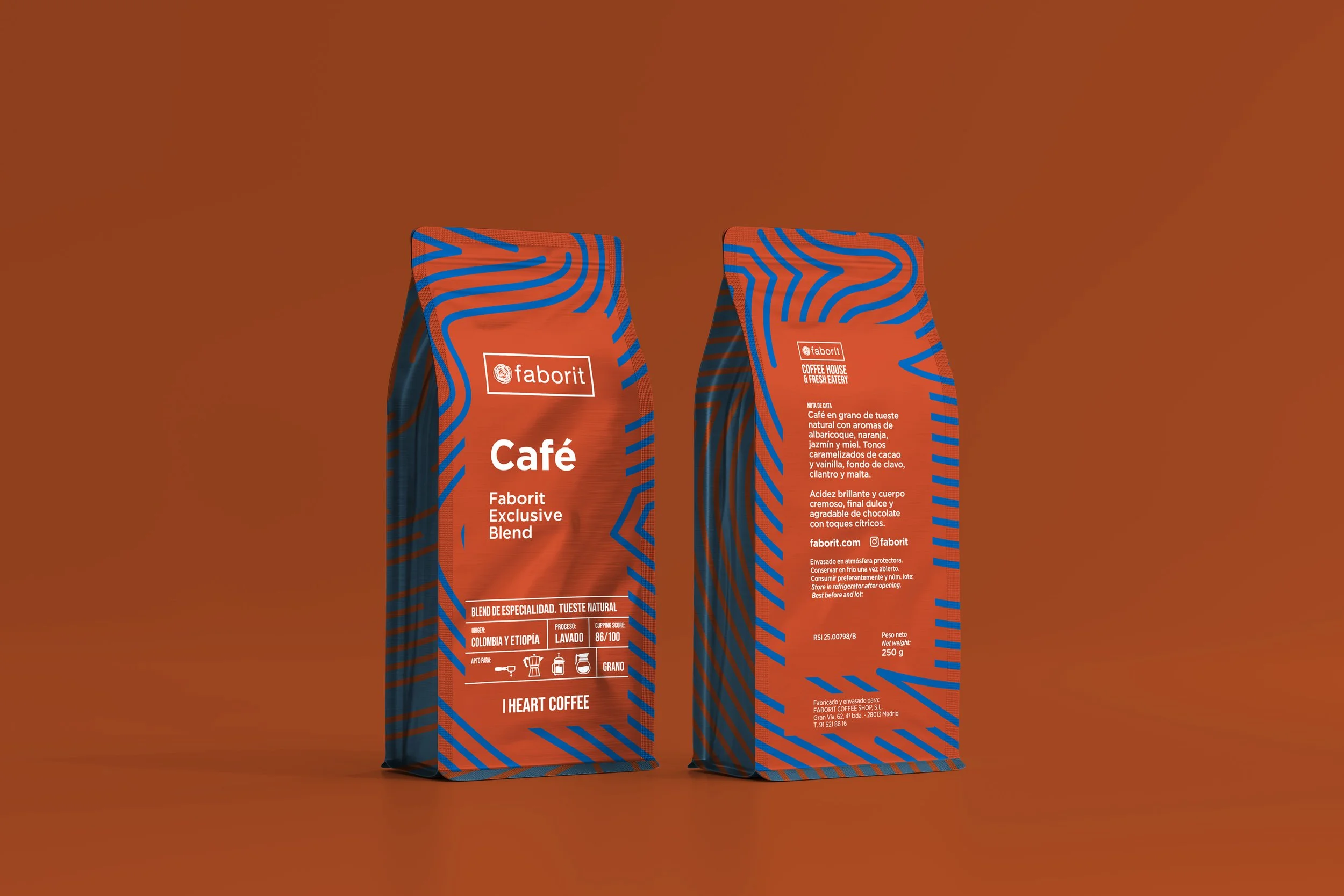 Paquete de café con diseño en tonos naranja y azul, marca Faborit, descripción en español en la parte trasera.
