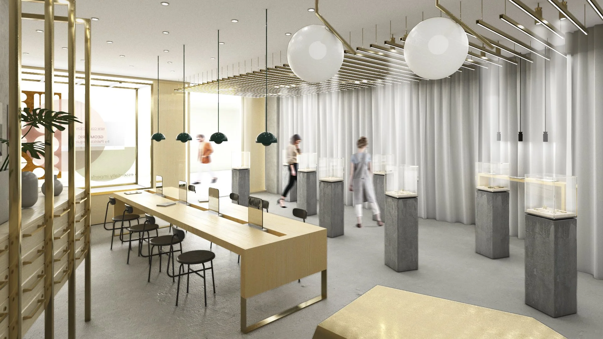 Interior de una tienda de diseño moderno con mesas largas, sillas, pedestales con vitrinas, iluminación colgante y cortinas grises. Personas caminando.