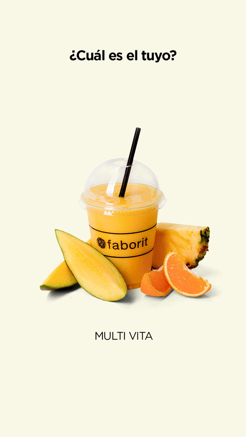 Bebida de jugo "faborit" en vaso plástico con trozos de mango, piña y mandarina, texto "¿Cuál es el tuyo?" y "MULTI VITA" en fondo claro. Diseño redes sociales. Design for social media. Agosto Creative Studio, Barcelona. Diseño gráfico Barcelona.