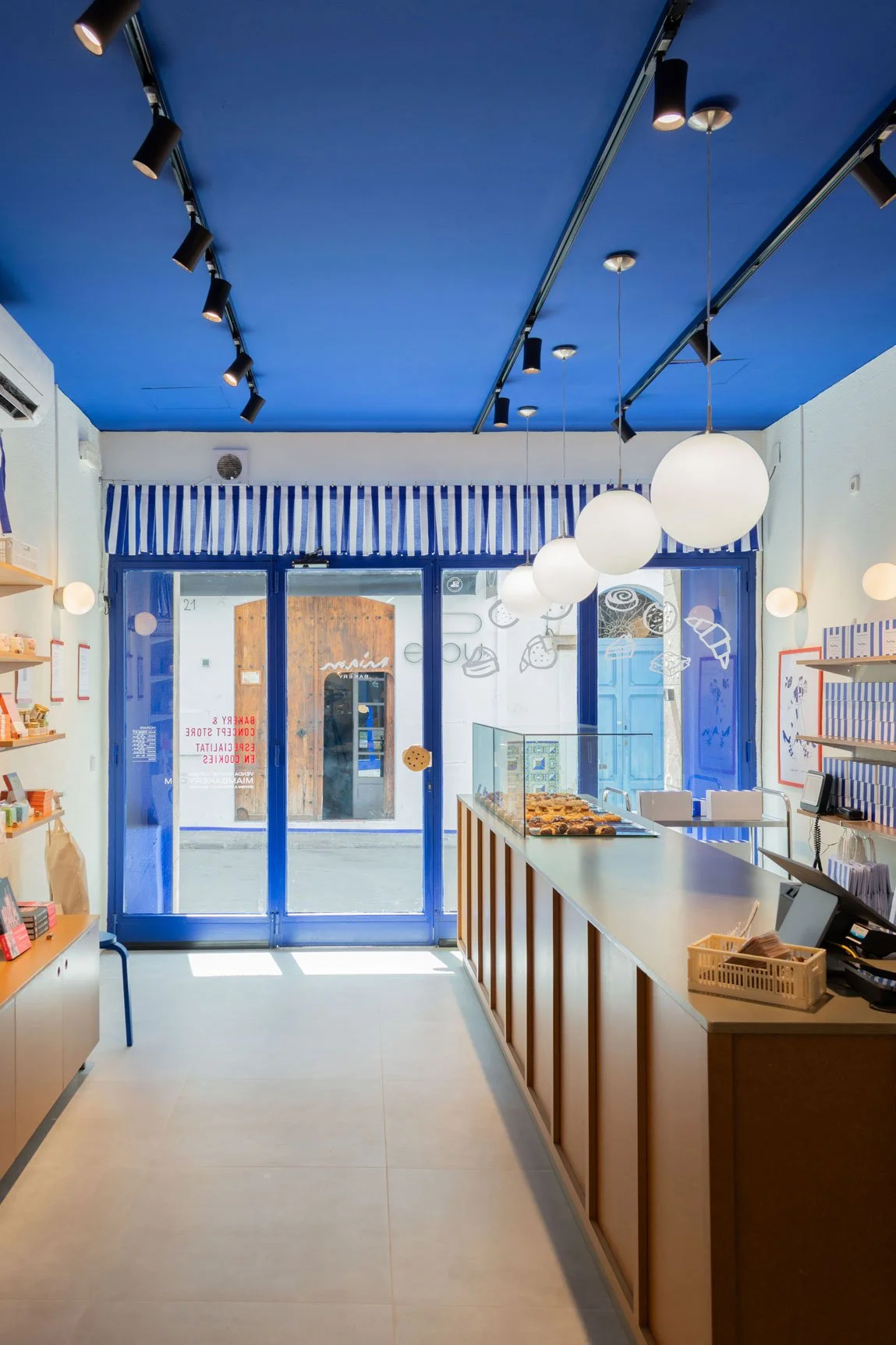 Miam-Bakery-interior-retail-design-por-agosto-creative-studio-barcelona_DSC0138.jpg