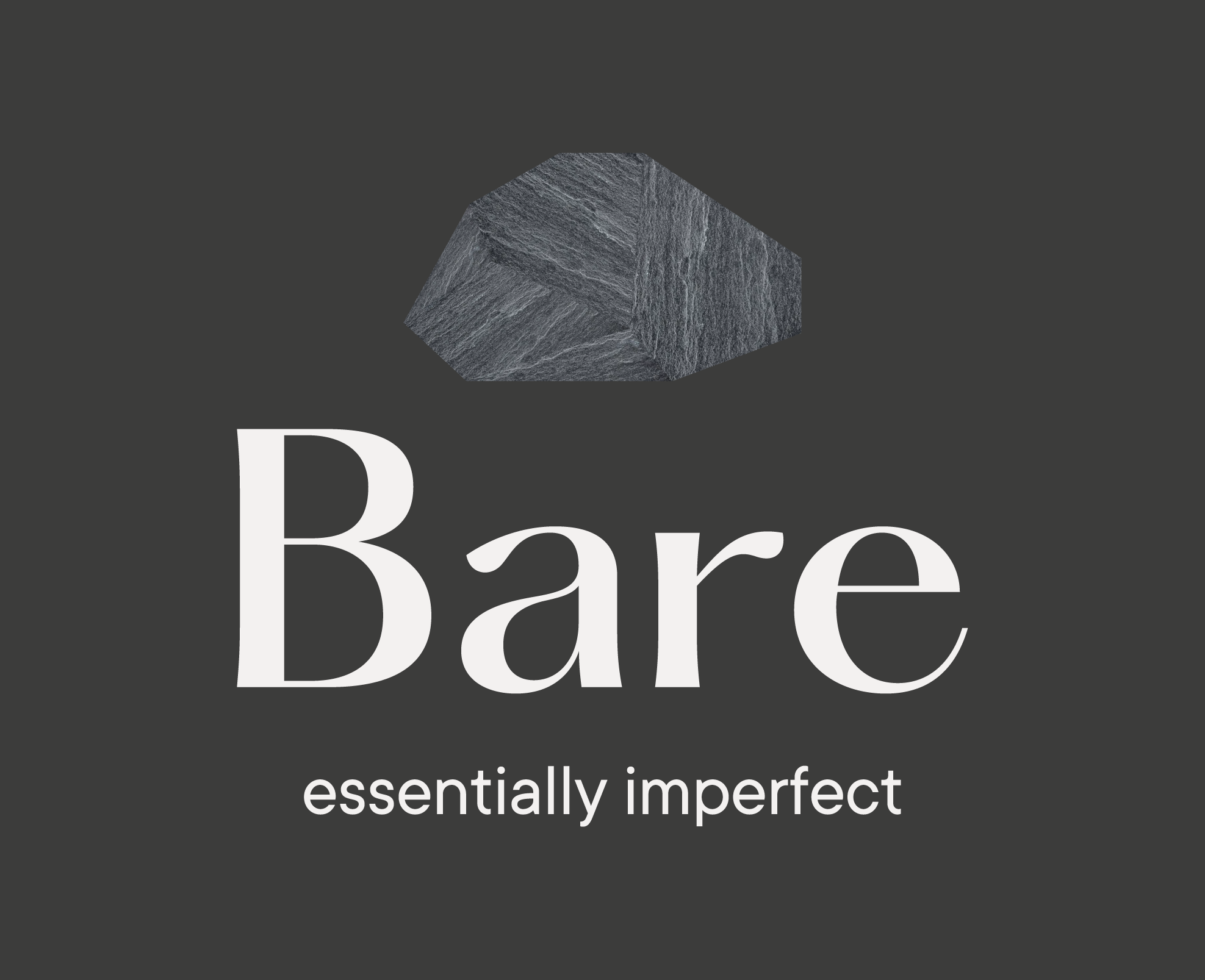 Logotipo "Bare" con texto "essentially imperfect" y una forma geométrica irregular sobre fondo oscuro, minimalista. Por Agosto Creative Studio Barcelona. Agencia de diseño y comunicación Barcelona.