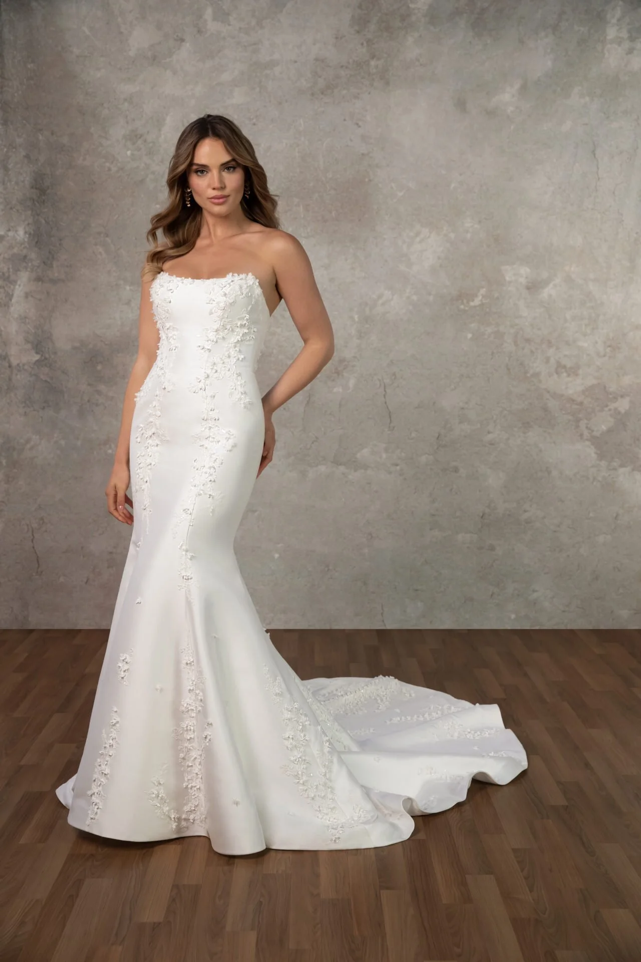 D4257-S25-CAT-ESS-05-1280x1920.jpg