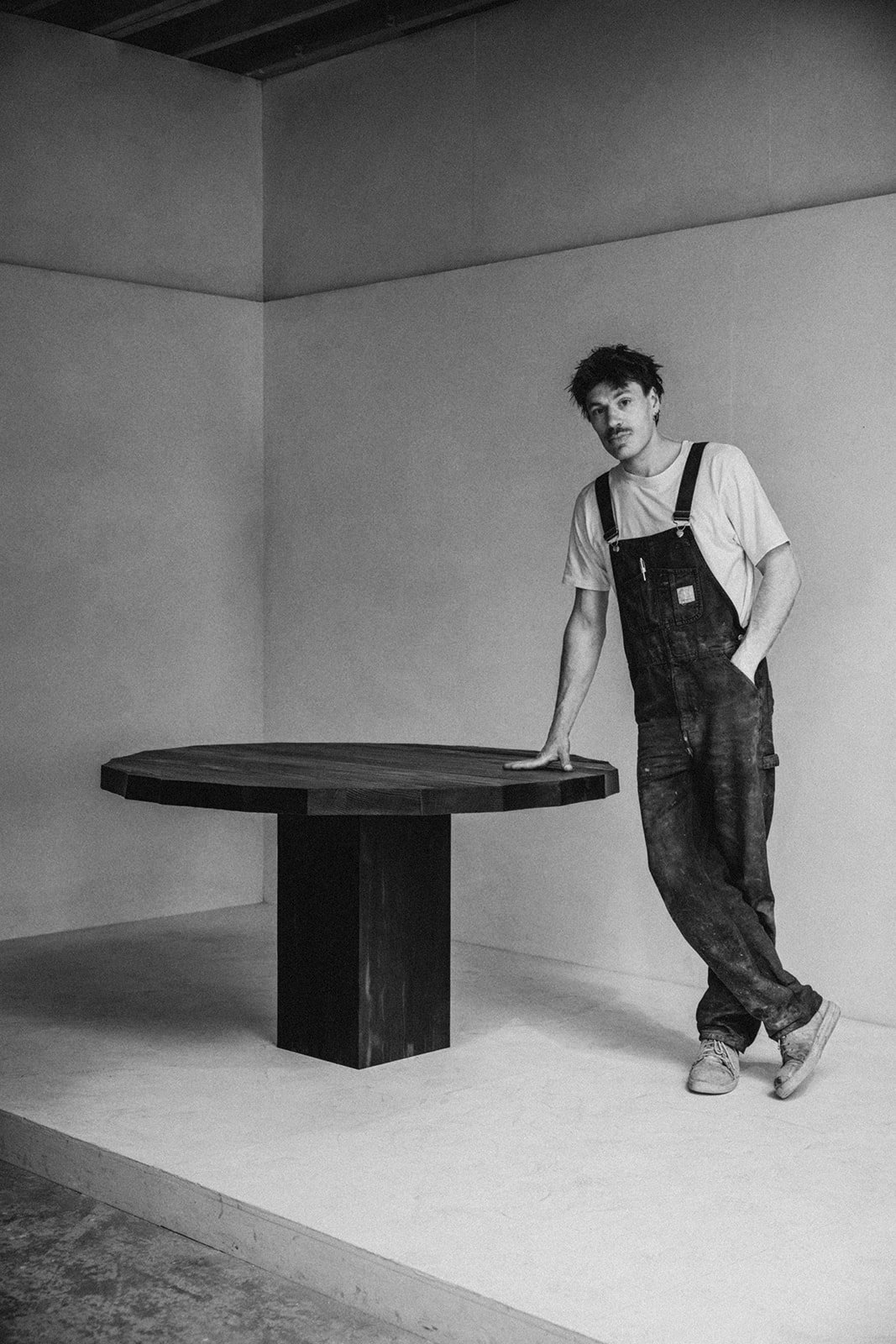 DINING TABLE ' free shape '