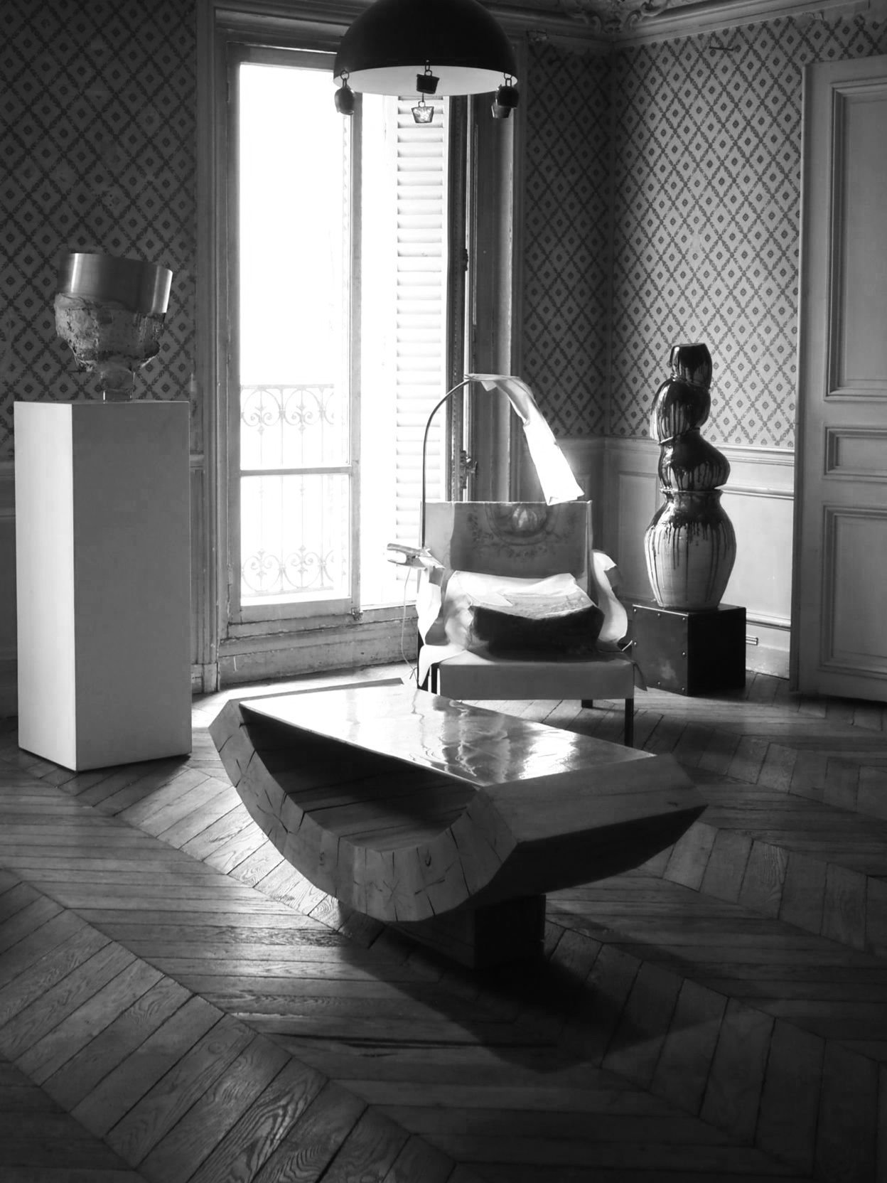 CURULE COFFEE TABLE