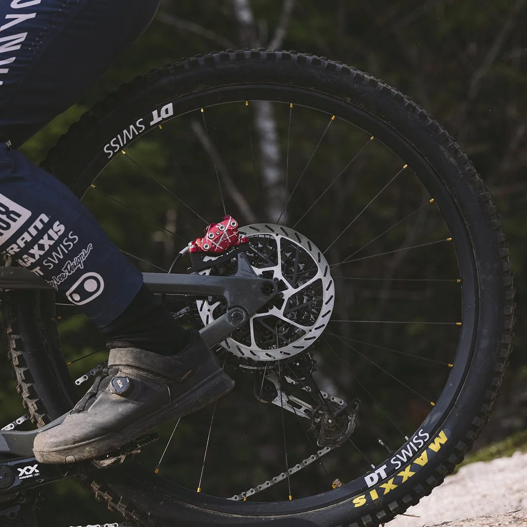 SRAM_MAVEN_Red-Expert_1080x1080_17.jpg