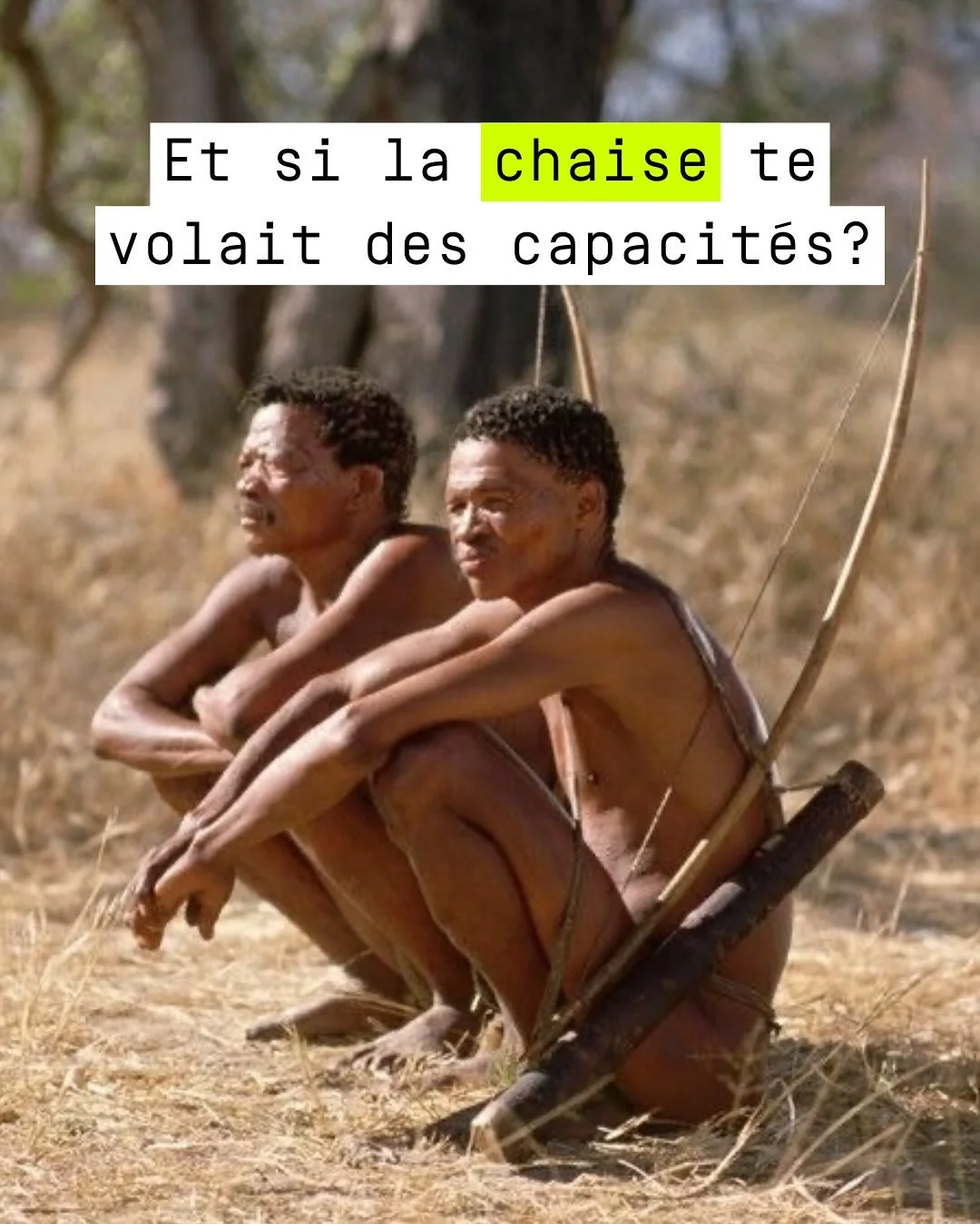 Une position qu&rsquo;on oublie 👇

Dans plusieurs cultures, squatter fait partie du quotidien.

Attendre l&rsquo;autobus. Discuter entre amis. Pr&eacute;parer un repas.

🌿 Une posture naturelle pour l&rsquo;humain.

Un r&eacute;flexe spontan&eacute