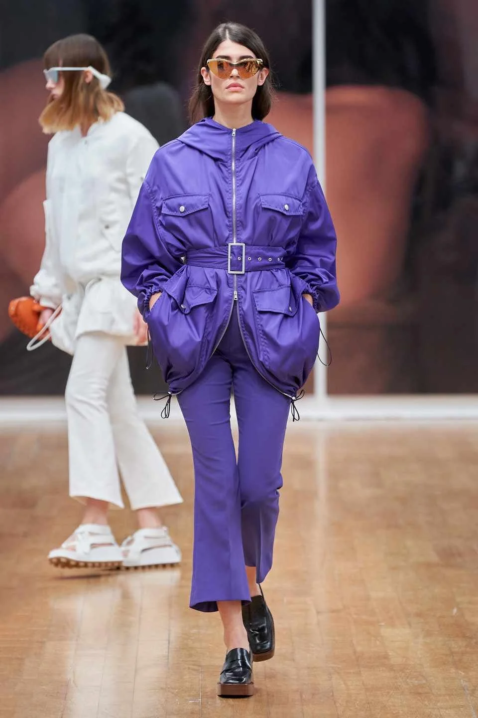 00042-Tods-Spring-2022-RTW-Credit-Alessandro-Lucioni-GORUNWAY.jpg