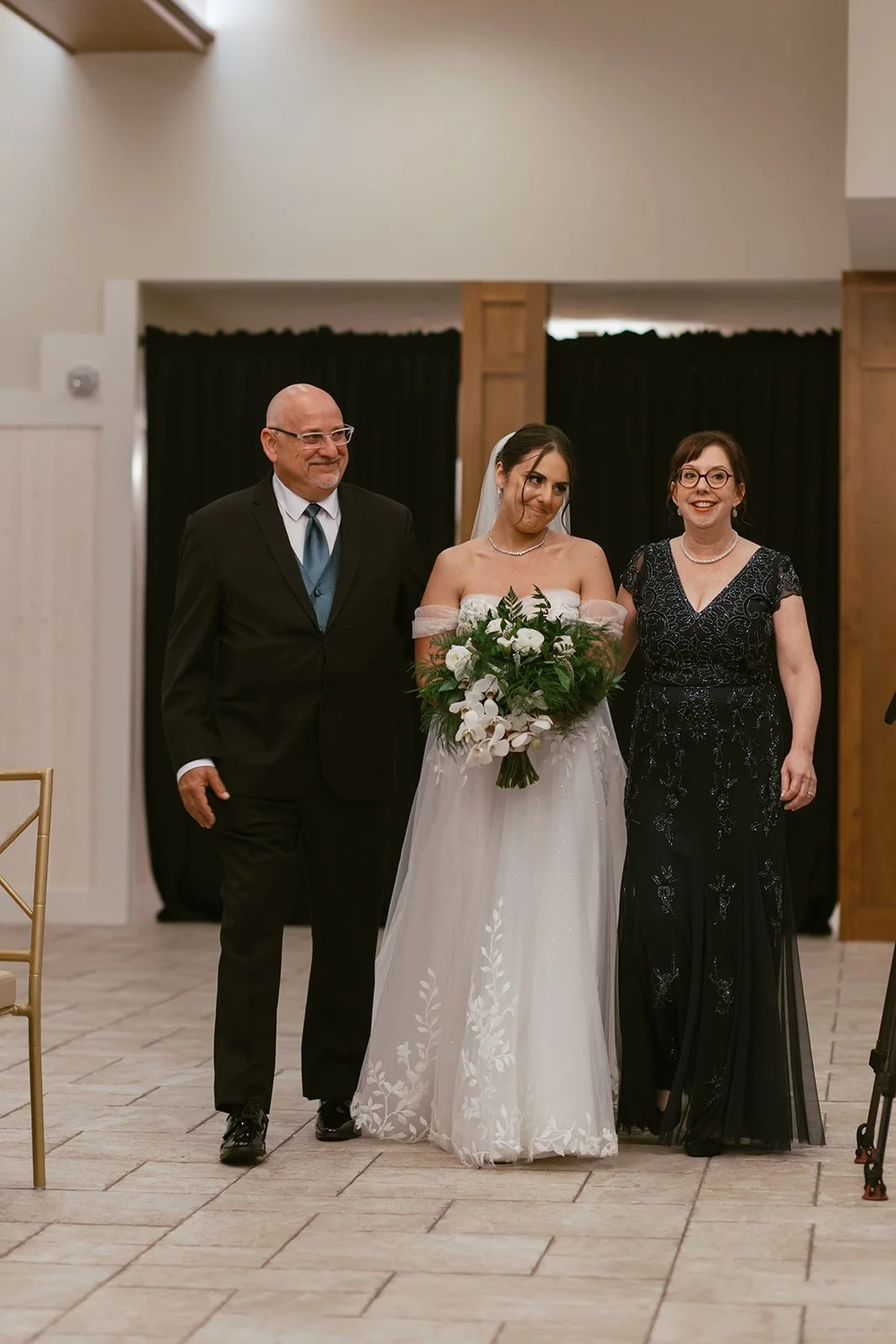 Kyle and Leah-5003.jpg