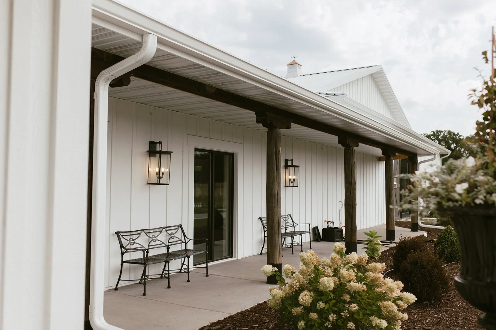 Kyle and Leah-9935.jpg