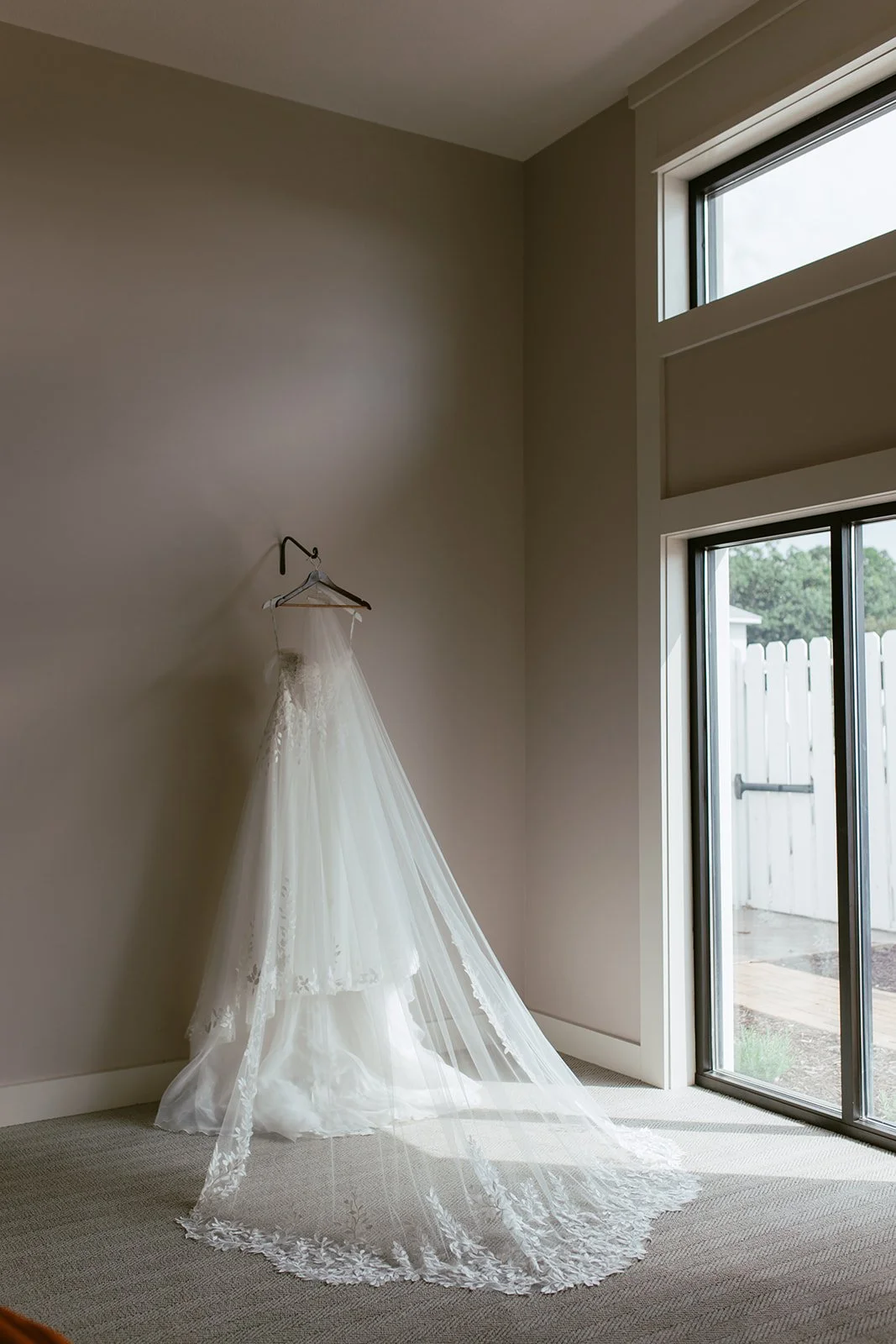 Kyle and Leah-9943.jpg