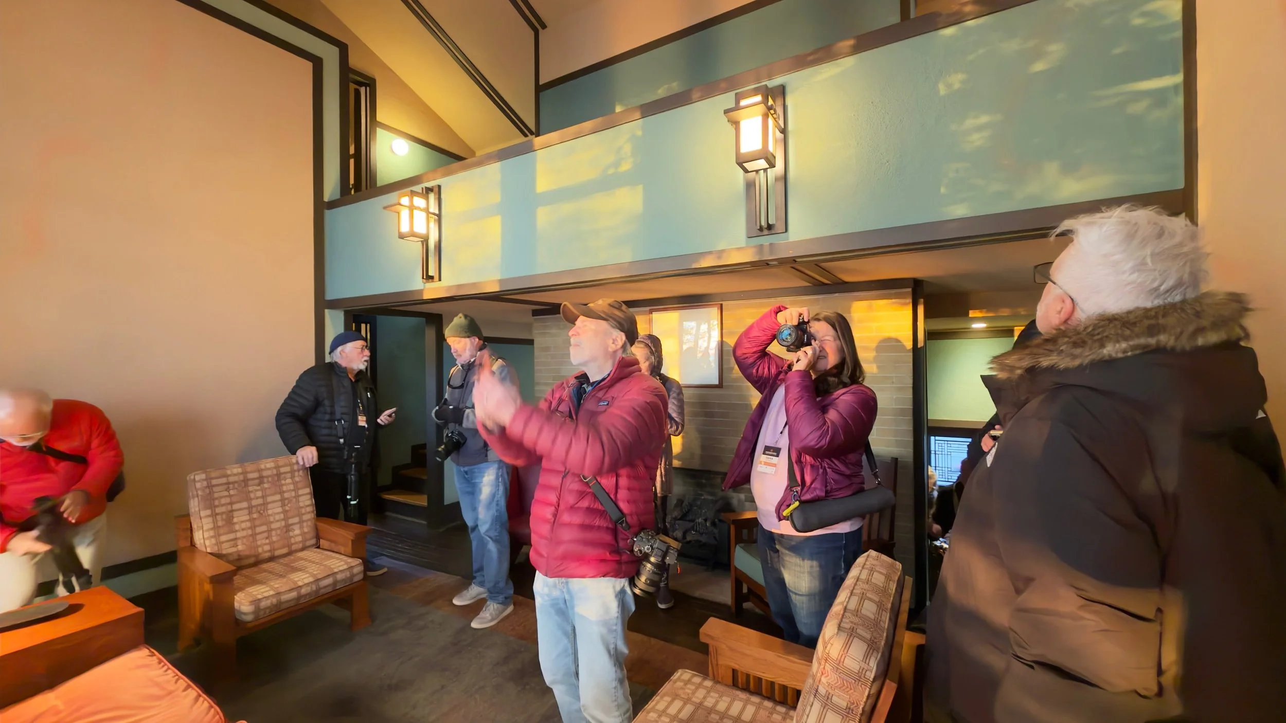 photography-classes-hardy-house-interior-students-racine-wisconsin-andrew-pielage-photography.jpg