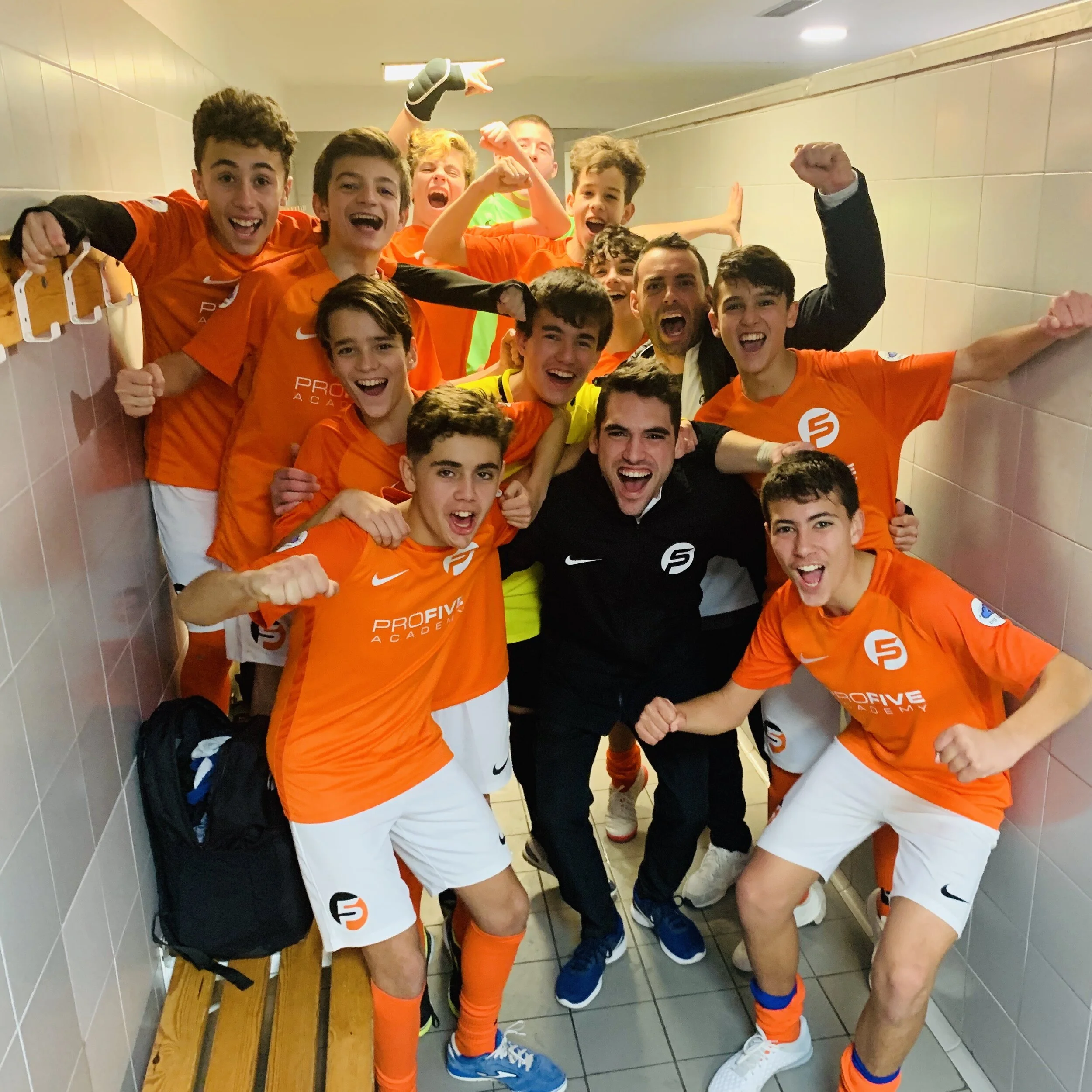 🇬🇧 | Gold Division here we come!