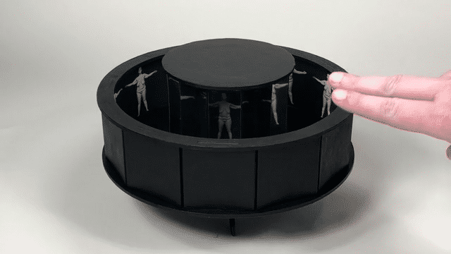 Praxinoscope_Figure Front View