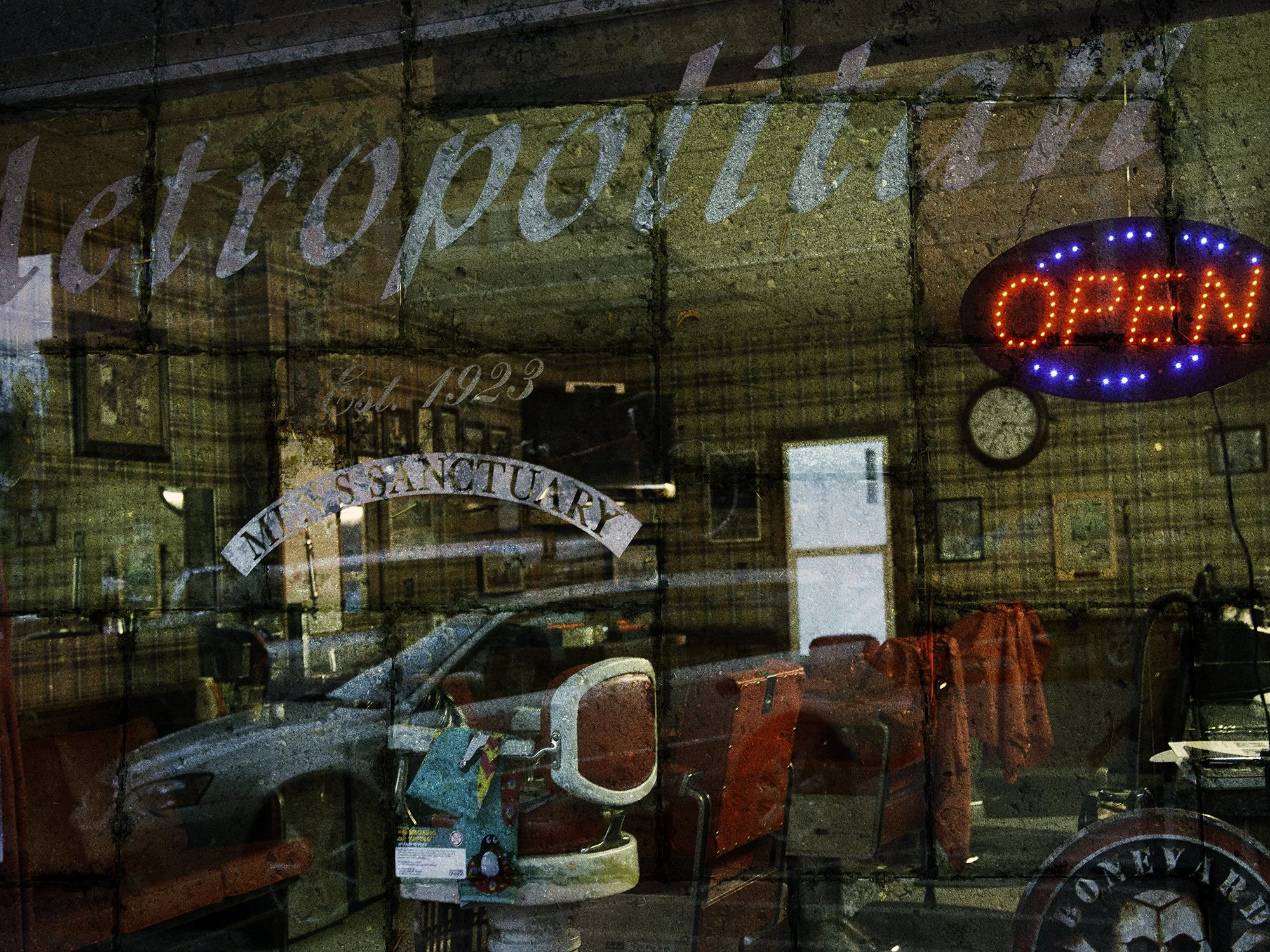 2000px_100ppi_Metro-Sanctuary_25112MIBCUSHX2DC_5x4.jpg
