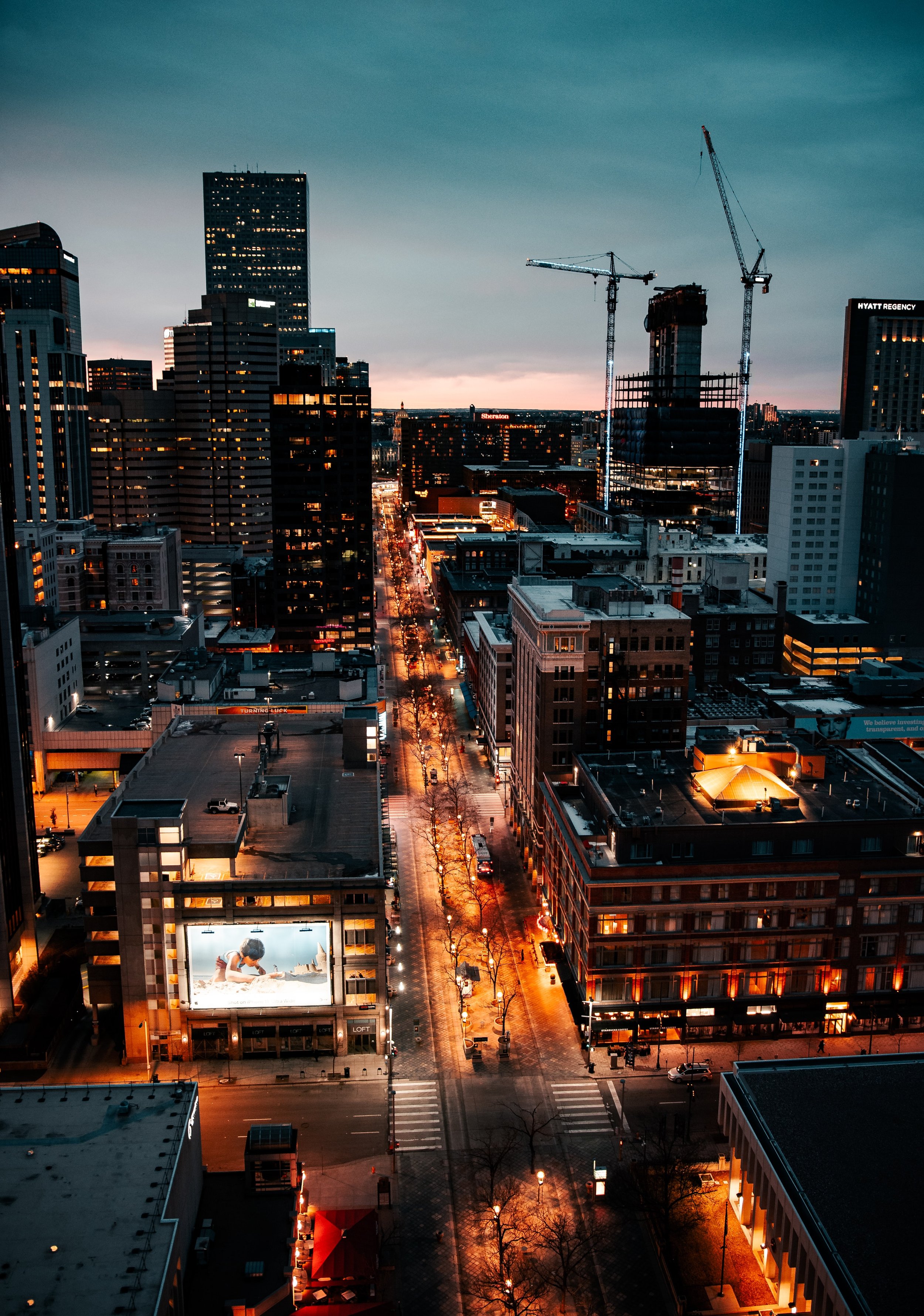 Warehouses turn to AI to curb logistics labor shortage