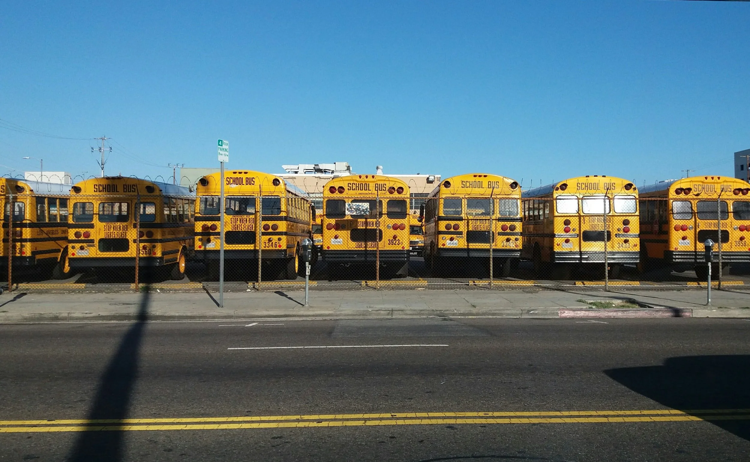 Electric school buses could be the answer during power outages
