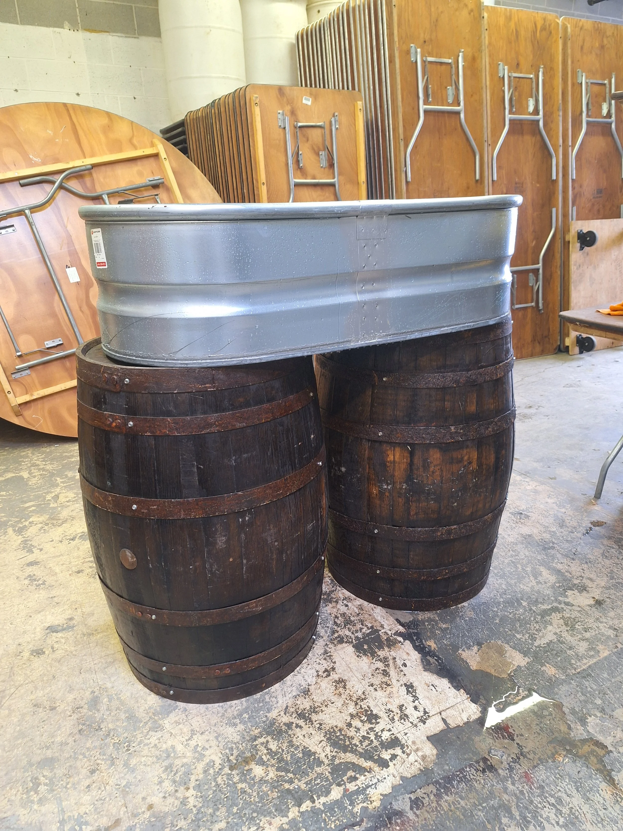 whiskey barrel bar with cocktail setup Chicagoland wedding bar rental