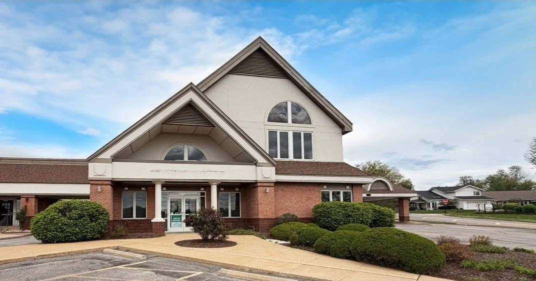 16415 Village Plaza View Drive in Wildwood, Missouri