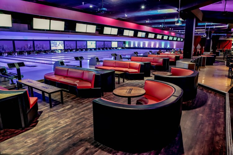 Powerhouse 12-lane VIP suite