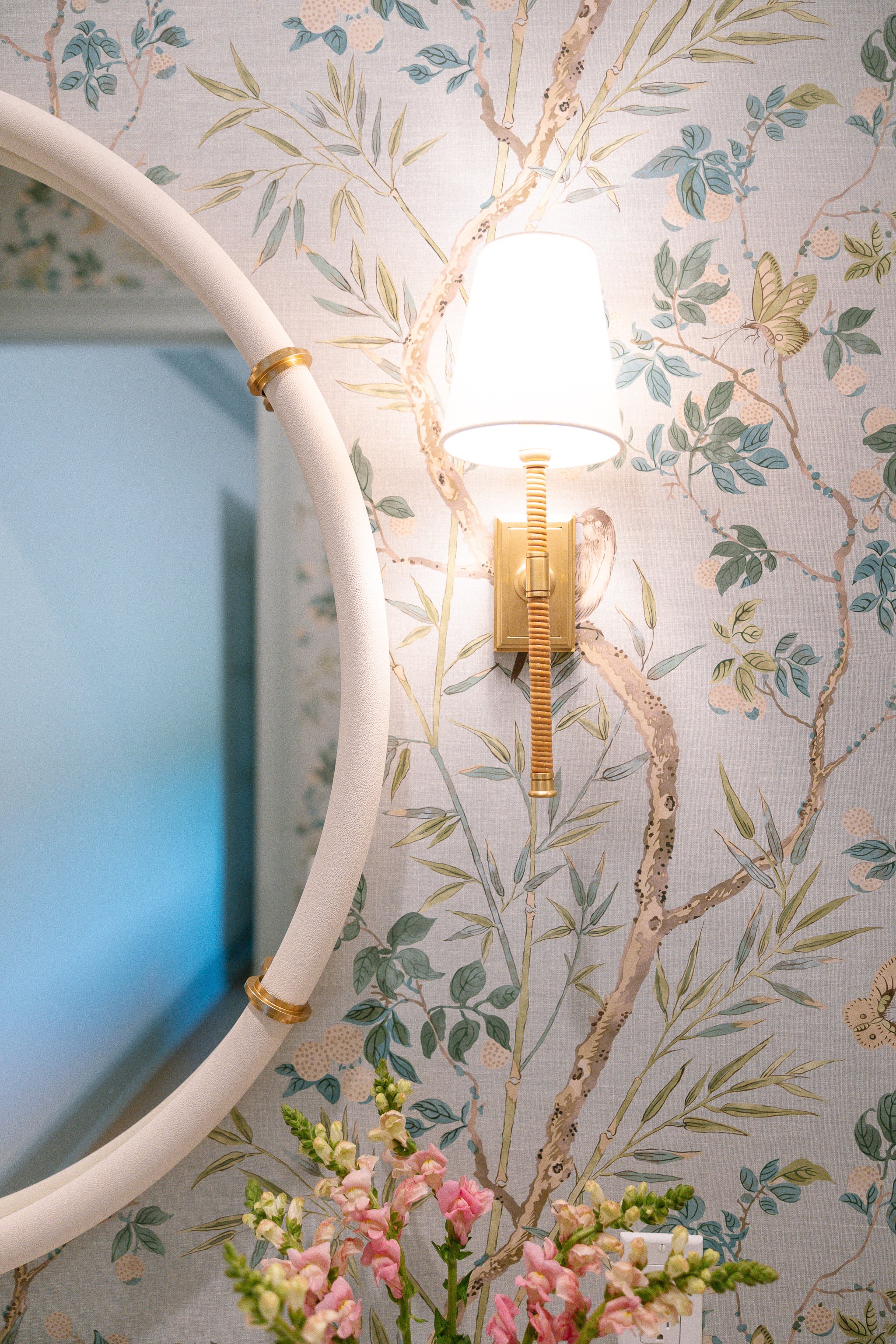 Bird Bathroom 5.jpg