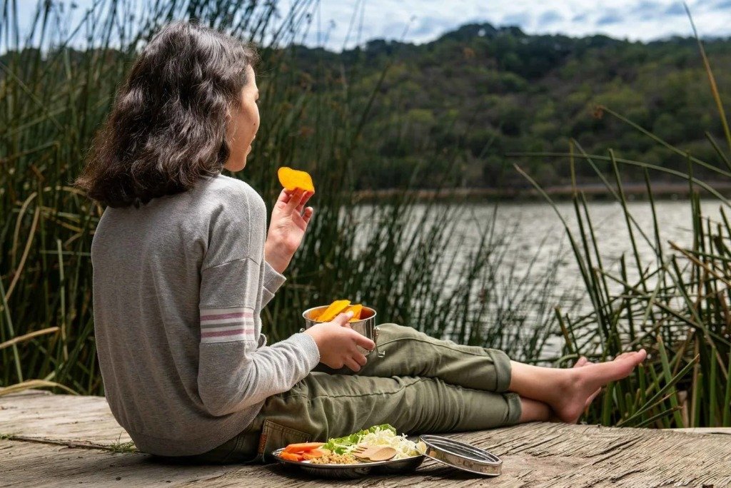 Women eating mindfully, intuitively eating