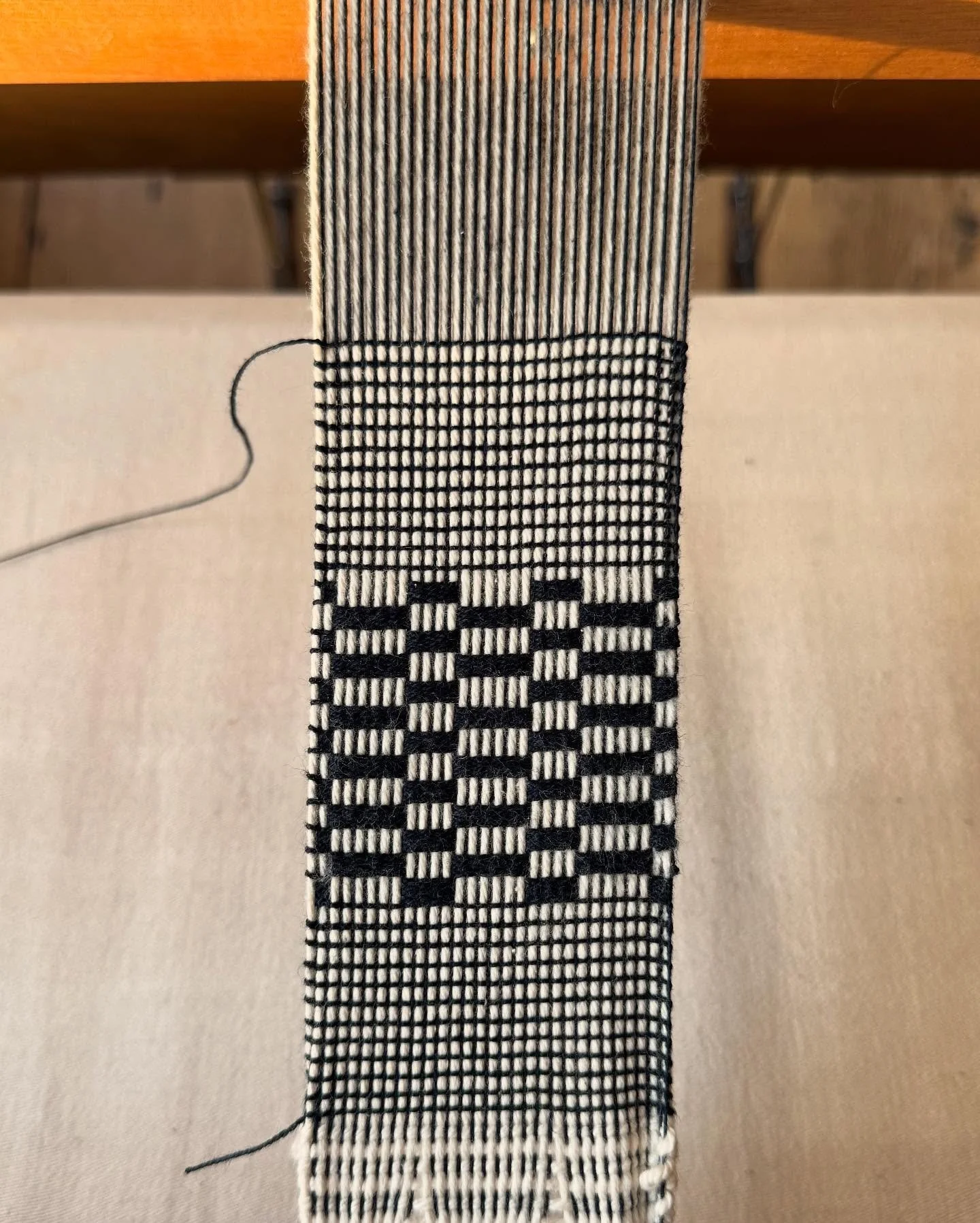 A somewhat failed experiment from February #weaving