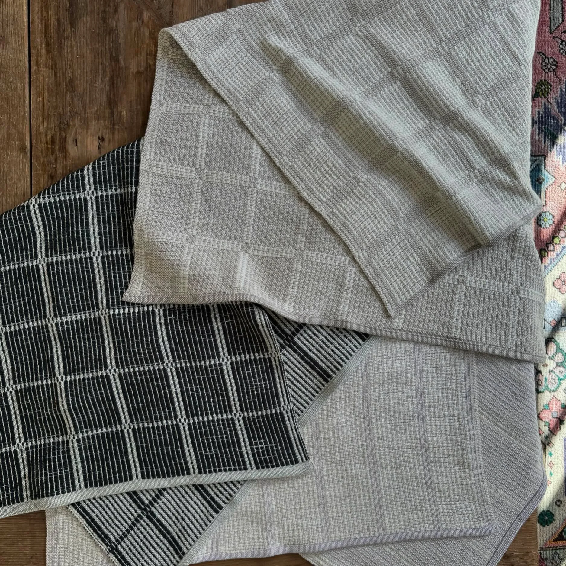 Fresh batch of baby blankets off the loom! #weaving