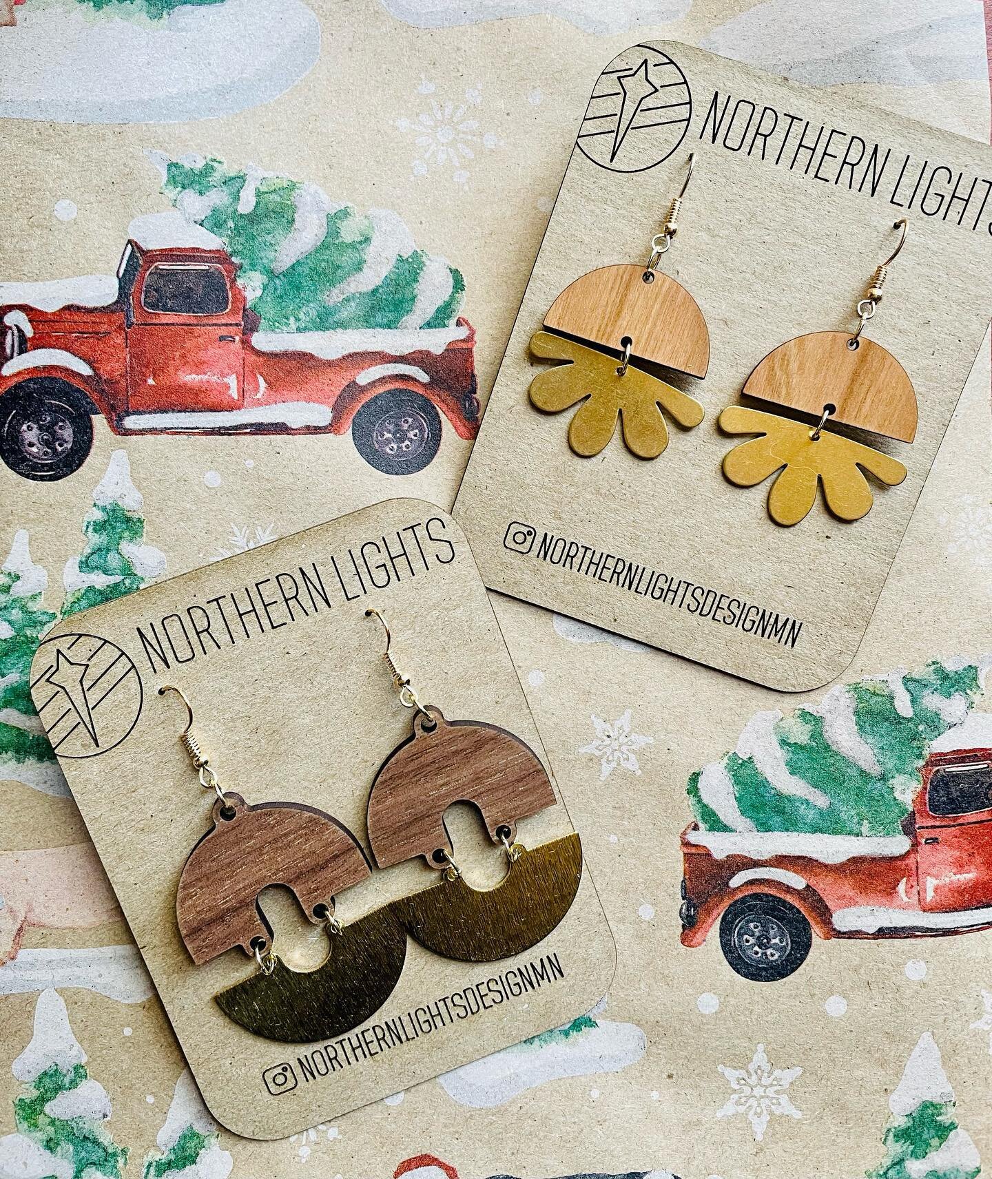 Where are my bold earrings lovers at?? 🥰 🙋🏼&zwj;♀️ We&rsquo;ve got some goodies for you! 
.
.
. 
#shopsmall #shoplocal #mnmade 
#minnesotamaker #northernlightsdesign #smallbusiness #lasercut #mnlove #glowforgemade #glowforge #woodworking #holidays