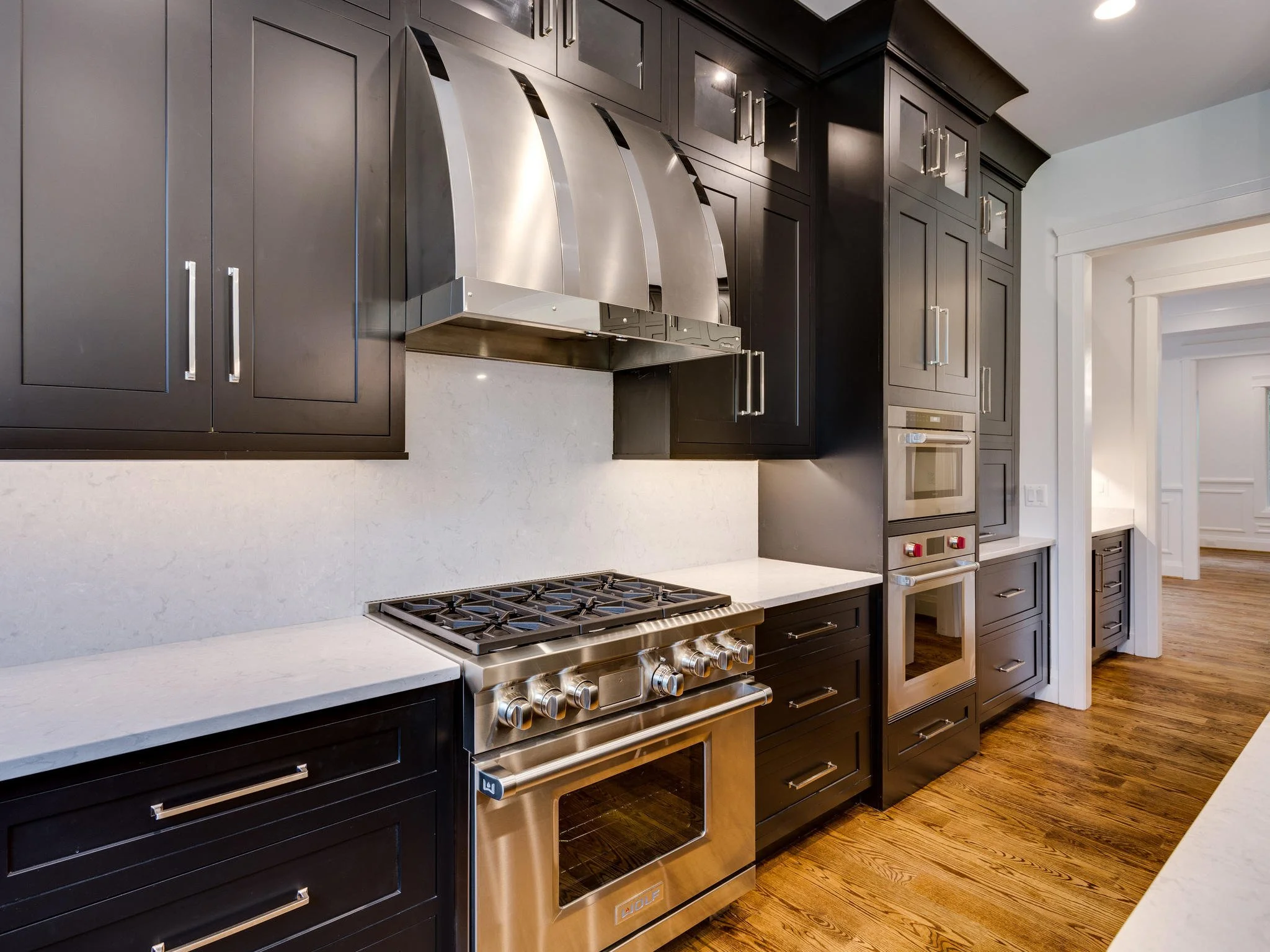 3162-N-Pollard-Street-Arlington-Classic Cottages (5).jpg