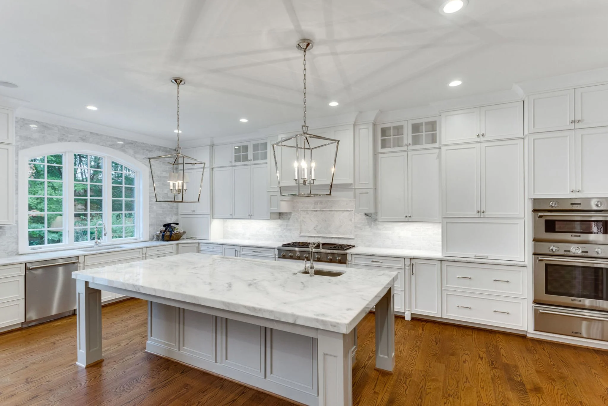 2036-Rhode-Island-Avenue-McLean-Classic Cottages (6).jpg