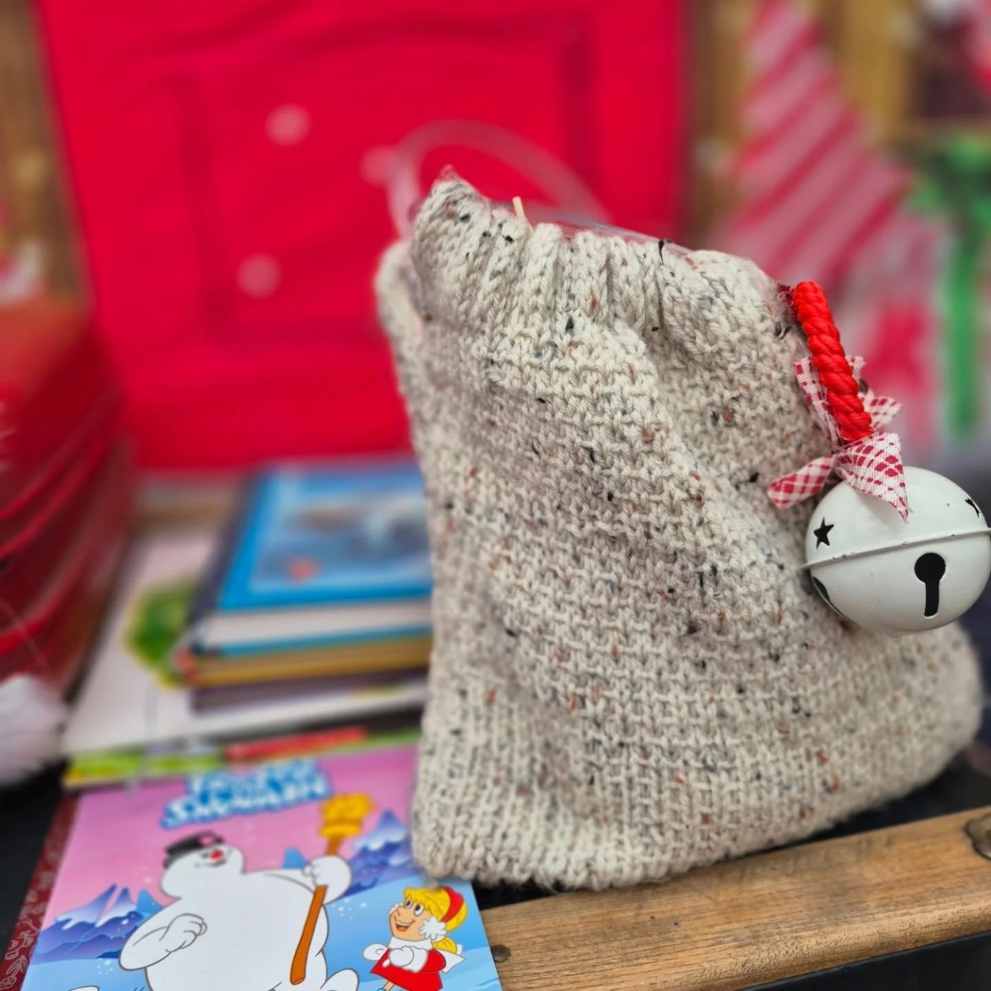 Thank you to all my little friends that joined Mrs Claus for storytime this afternoon 🥰 Mrs Claus had a wonderful time telling you about The Little Christmastree and Frosty the snowman 🤶
#deherdtgardens 
#mrsclausatdeherdtgardens 
#christmasatdeher