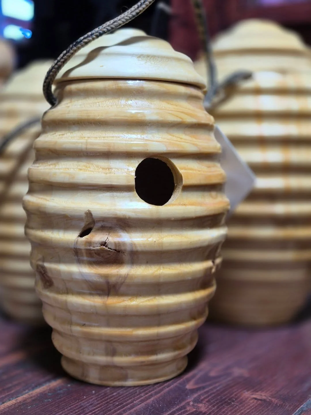 Beautiful birdhouses for your fluffy friends 🙂 we are open 9 to 6 today
#deherdtgardens 
#coffeeshop 
#birdhouses