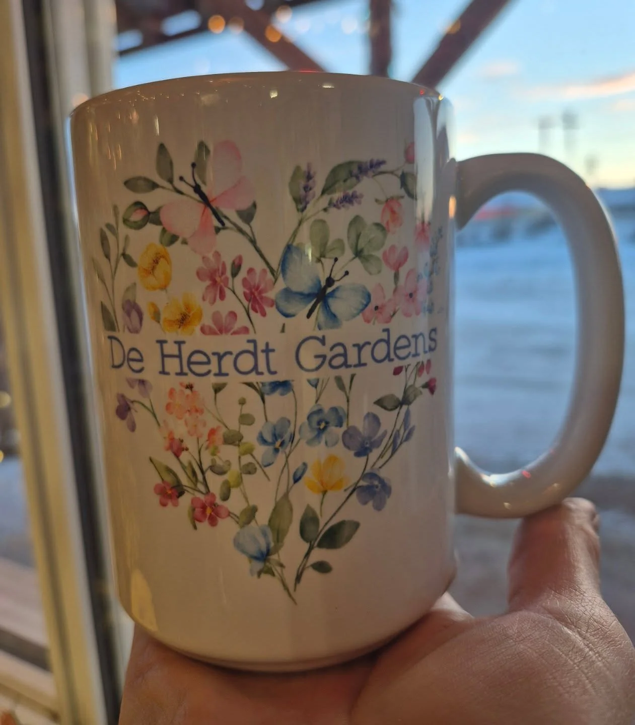 For that memorable coffee moment, there is a mug 🙂 
open today 9 to 6
***Spring kick-off market on March 14 from 10 to 4***
#coffeeshop 
#deherdtgardens 
#springmarket