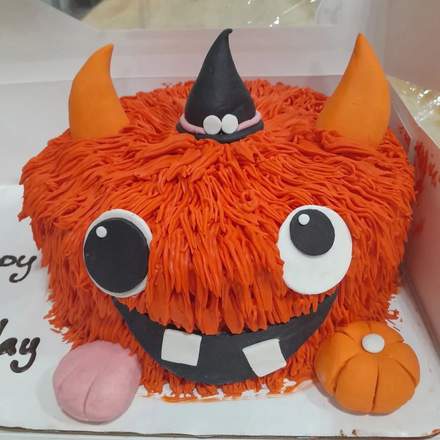 Win a 6" cake! 
The aim of the game is to leave a comment that gets ZERO likes! 

Sounds strange.. but thats what makes it fun!
👉 comment on our original post only ( either Facebook or instagram ) 
Comments can be about anything- favorite cake 