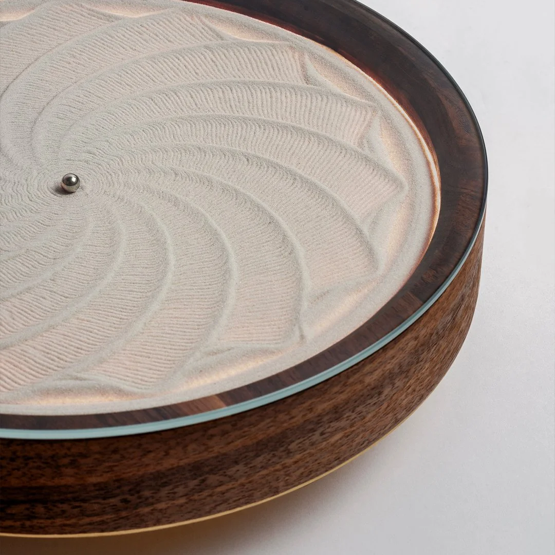 Kinetic Sand Table vs Zen Garden: Which Is Right for You?