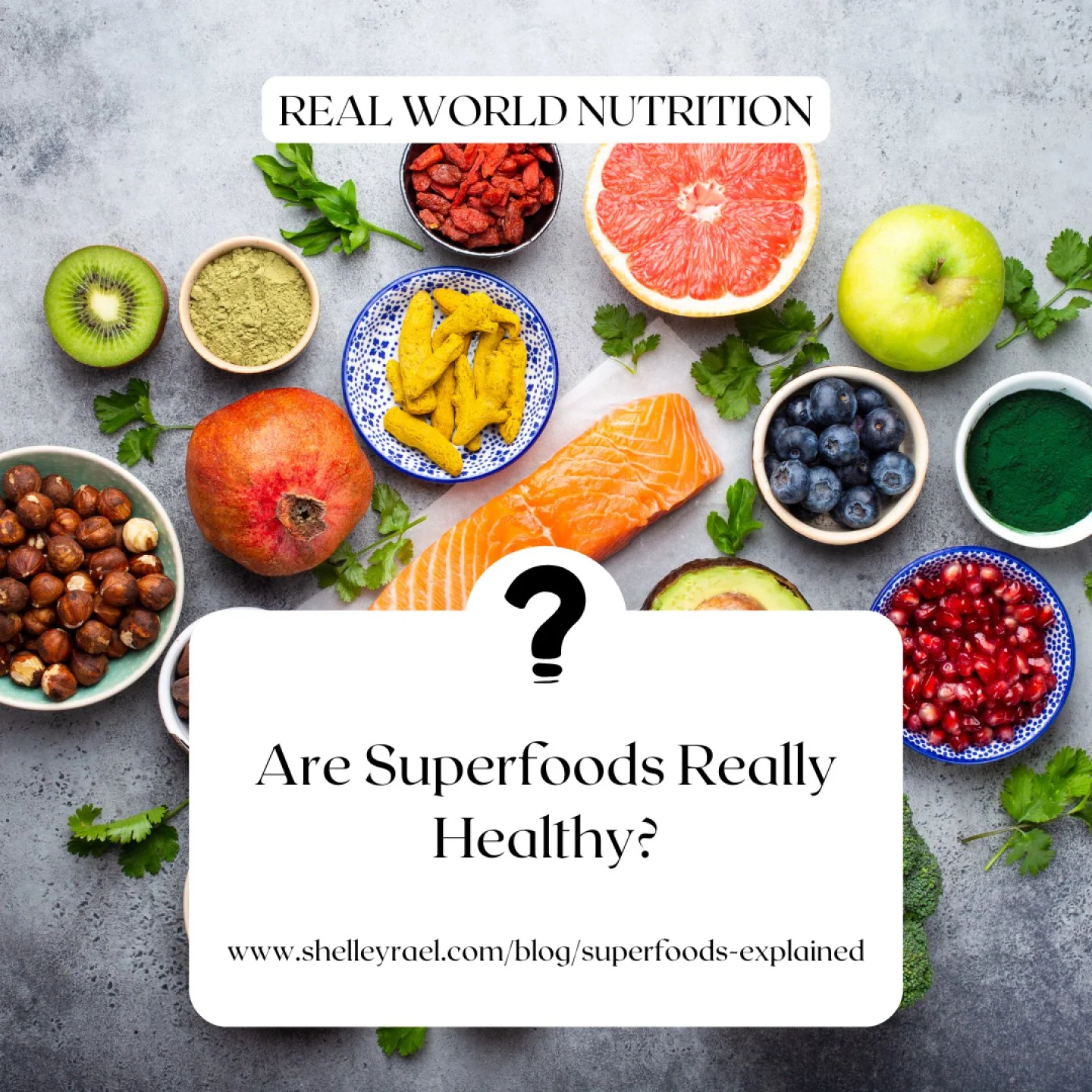 The term &ldquo;superfood&rdquo; shows up everywhere. It makes certain foods sound like they have special powers that others do not. In reality, it is more of a marketing term than a scientific one.
Foods often labeled as &ldquo;superfoods&rdquo; do 