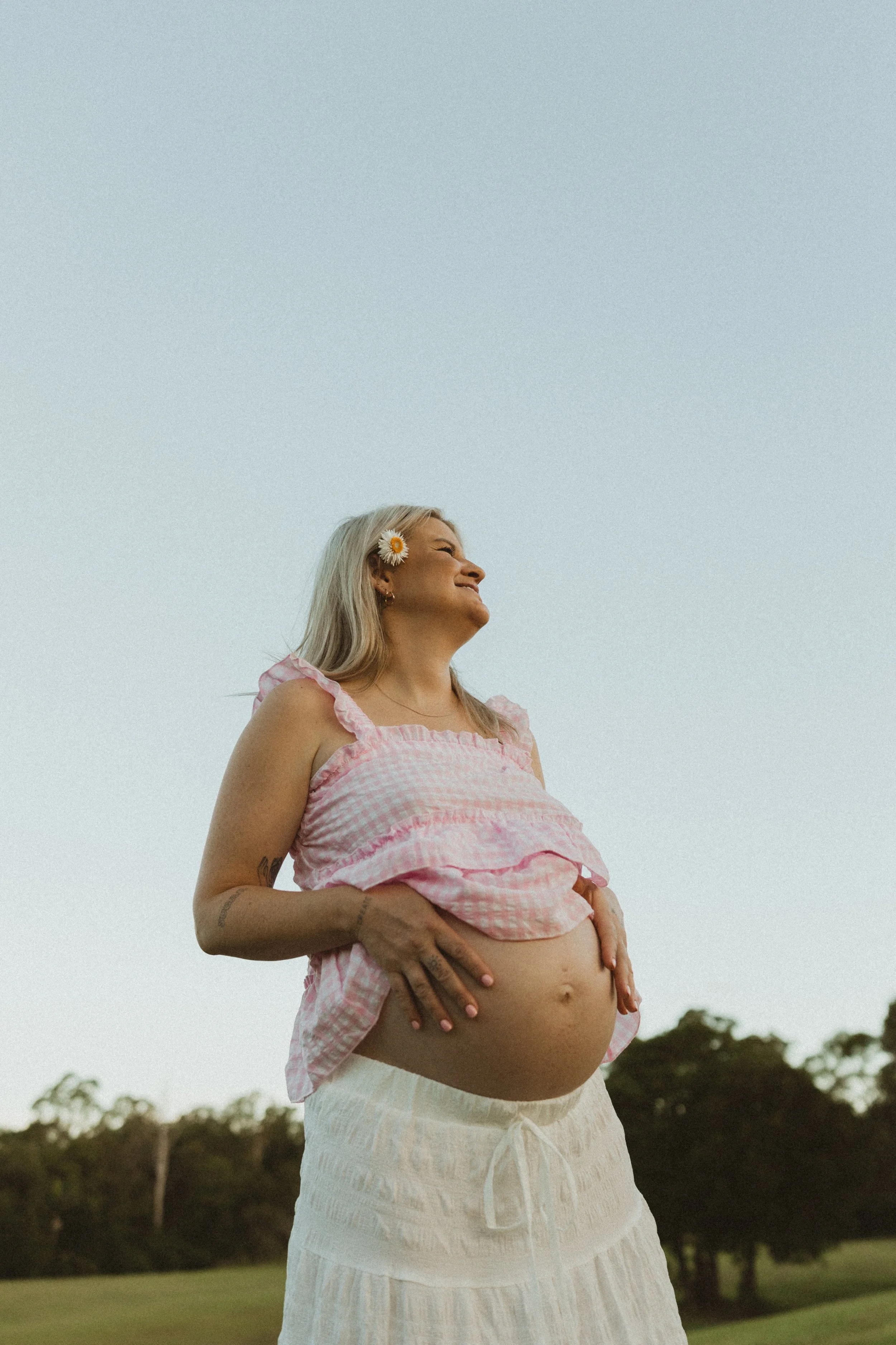 maternity photo with daisy gold coast