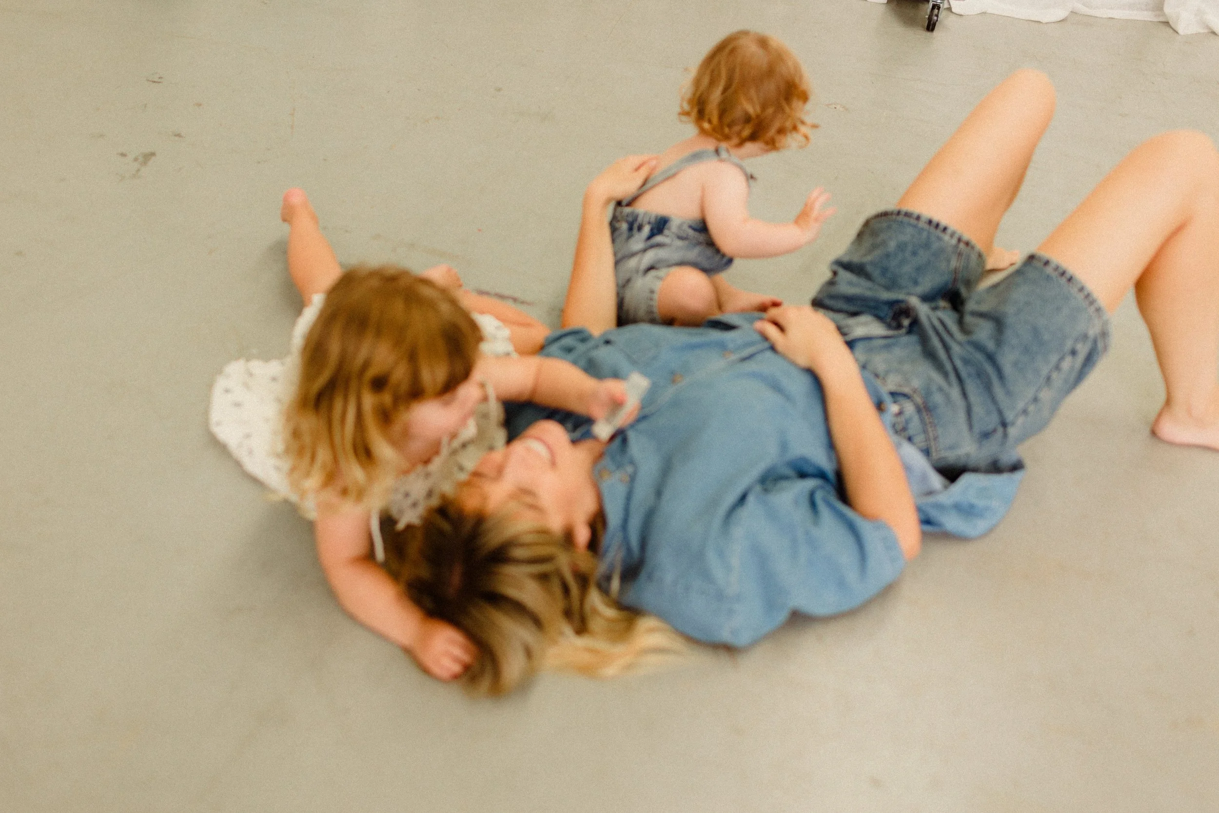 studio family photoshoot