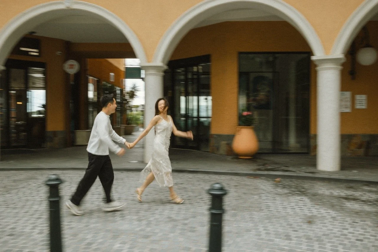 gold coast couples running