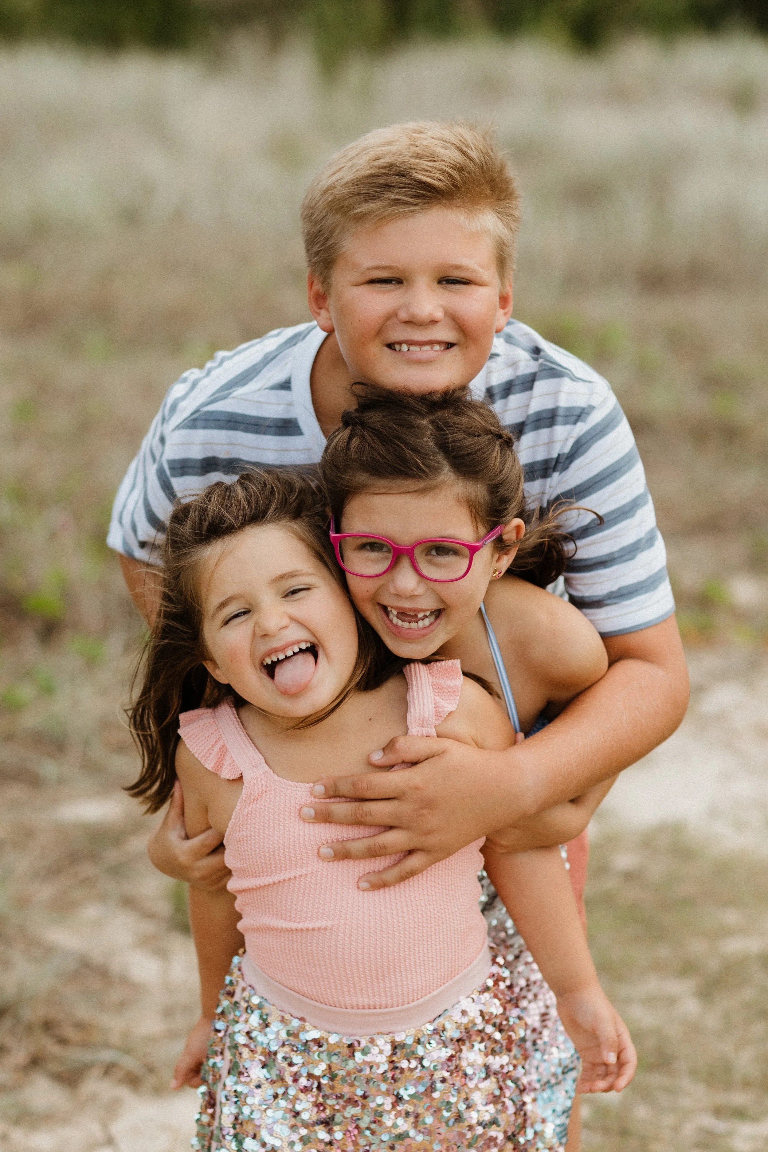 siblings funny photo