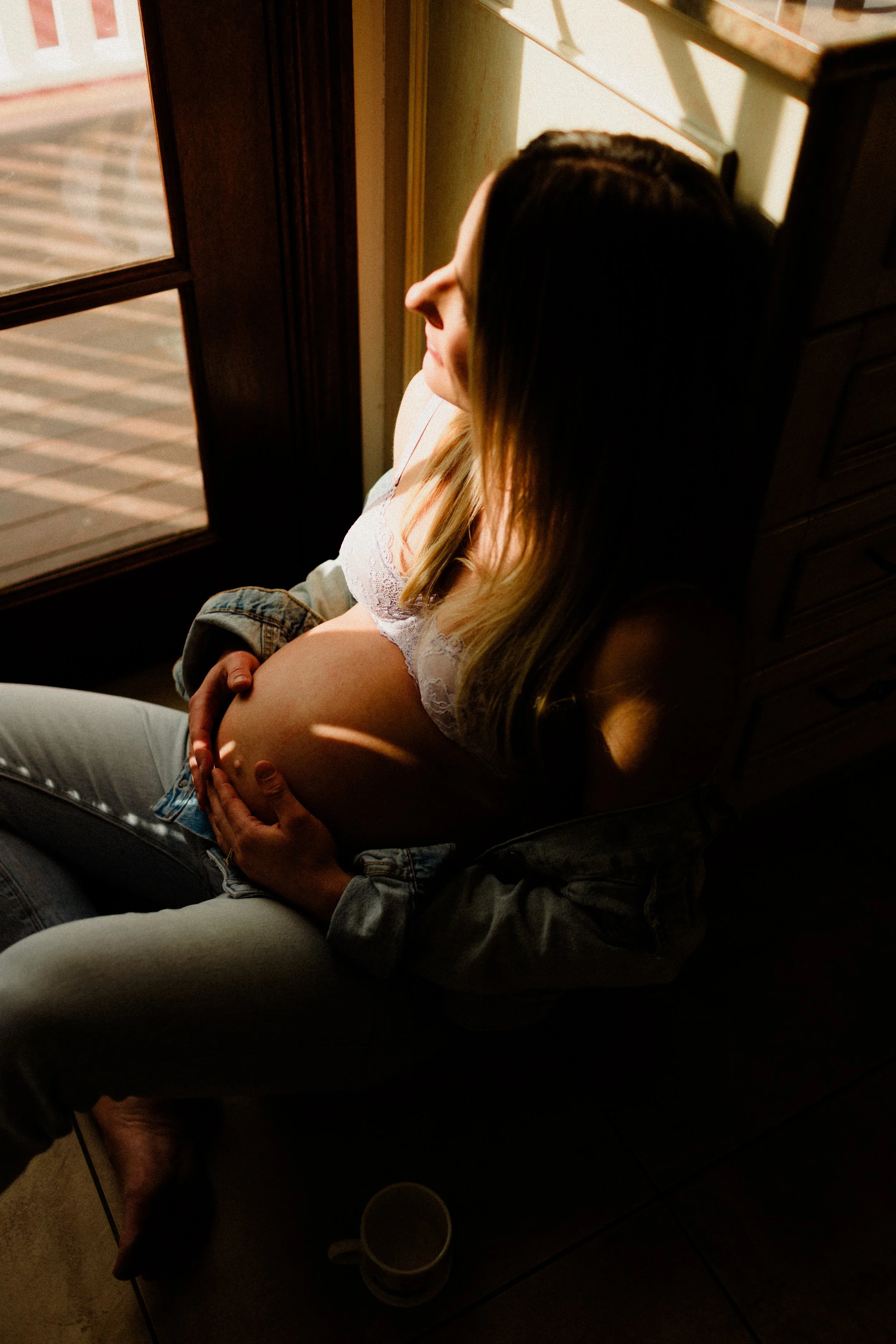 sunlight maternity belly