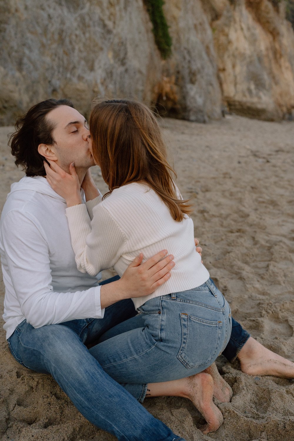 23.03.28_Matador Beach_Malibu Engagement Session L-auren + Eric_Melissa Rae Photography-101.jpg