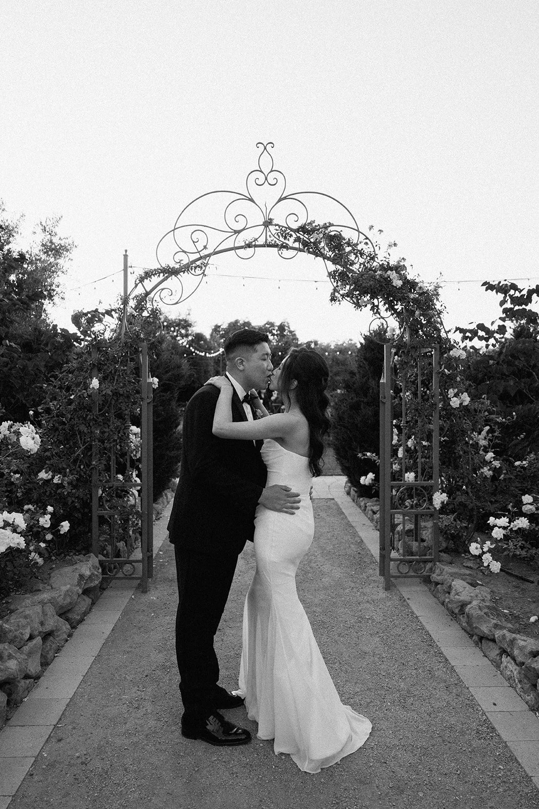 Iris and Sam_Wedding_Tuscan Rose Ranch - Santa Paula_25.06.07_Melissa Rae Photography-628.jpg