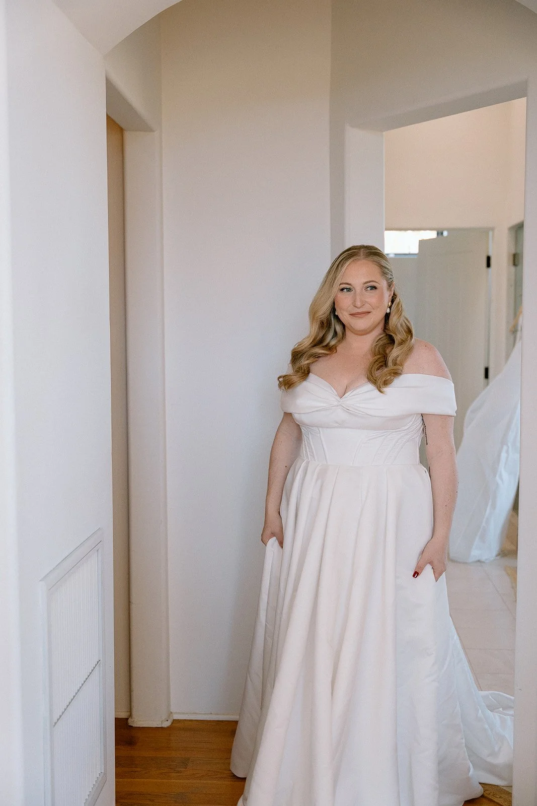 Emanuela + Josh_Wedding_Inn of the Seventh Ray_Topanga_25.10.04_Melissa Rae Photography-33.jpg