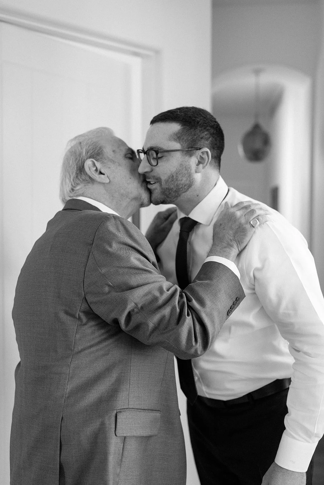 Emanuela + Josh_Wedding_Inn of the Seventh Ray_Topanga_25.10.04_Melissa Rae Photography-55.jpg