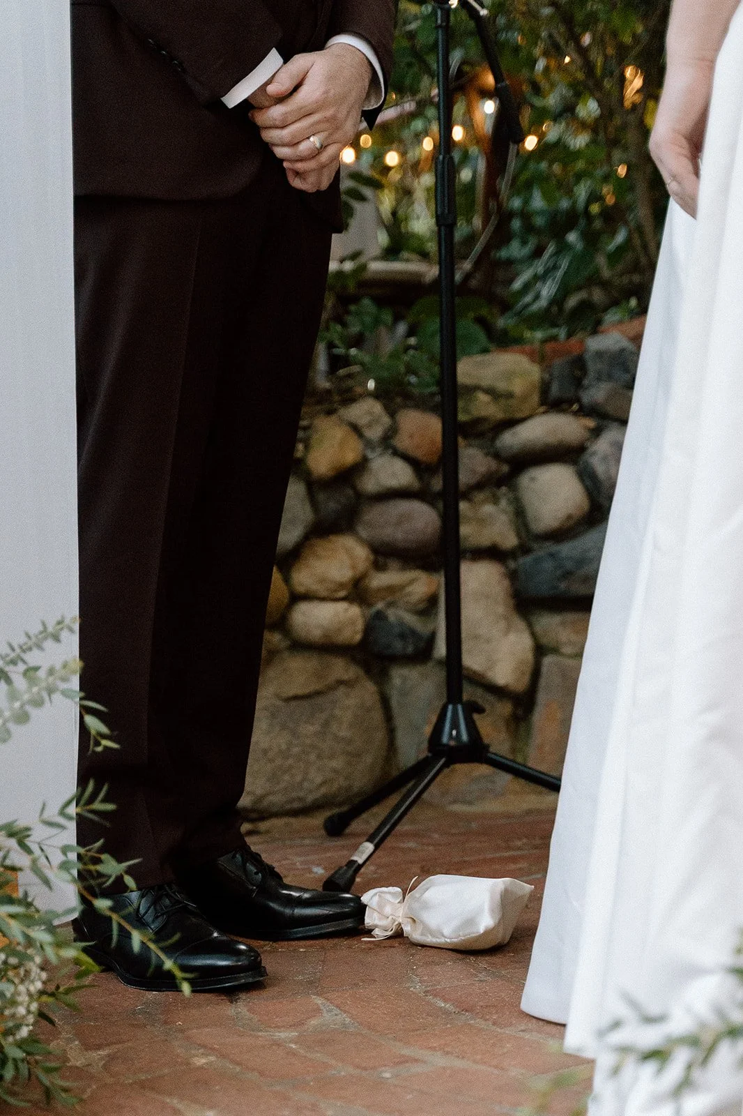 Emanuela + Josh_Wedding_Inn of the Seventh Ray_Topanga_25.10.04_Melissa Rae Photography-474.jpg