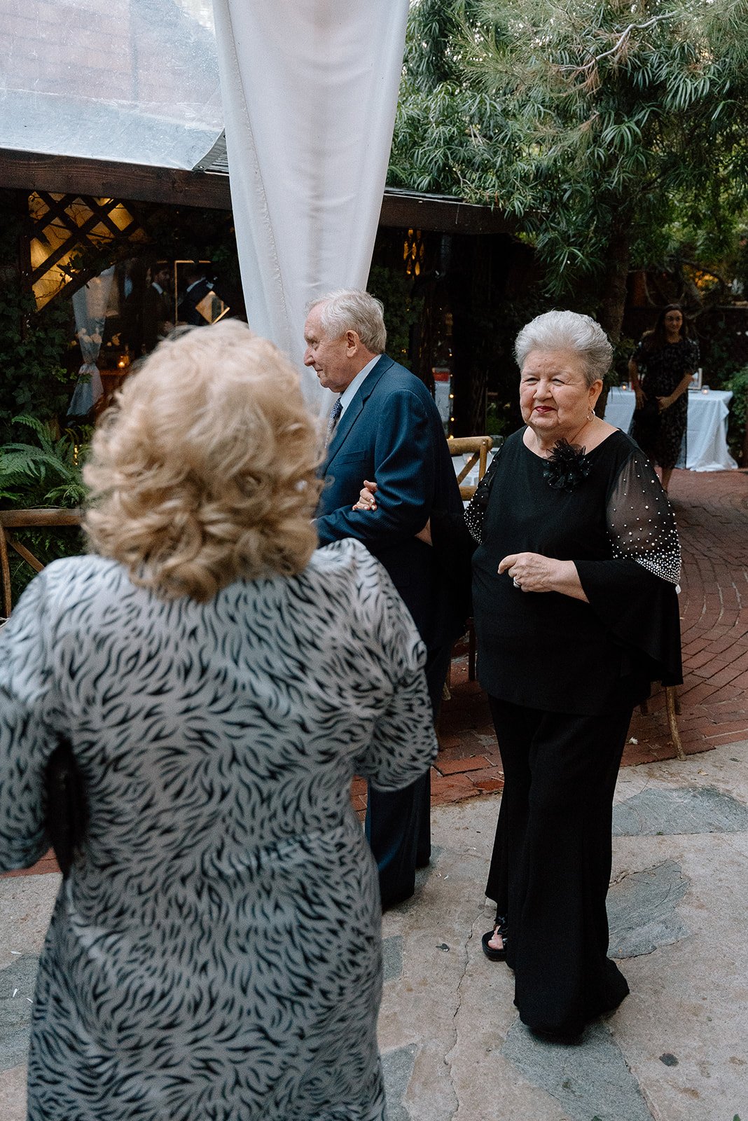 Emanuela + Josh_Wedding_Inn of the Seventh Ray_Topanga_25.10.04_Melissa Rae Photography-518.jpg