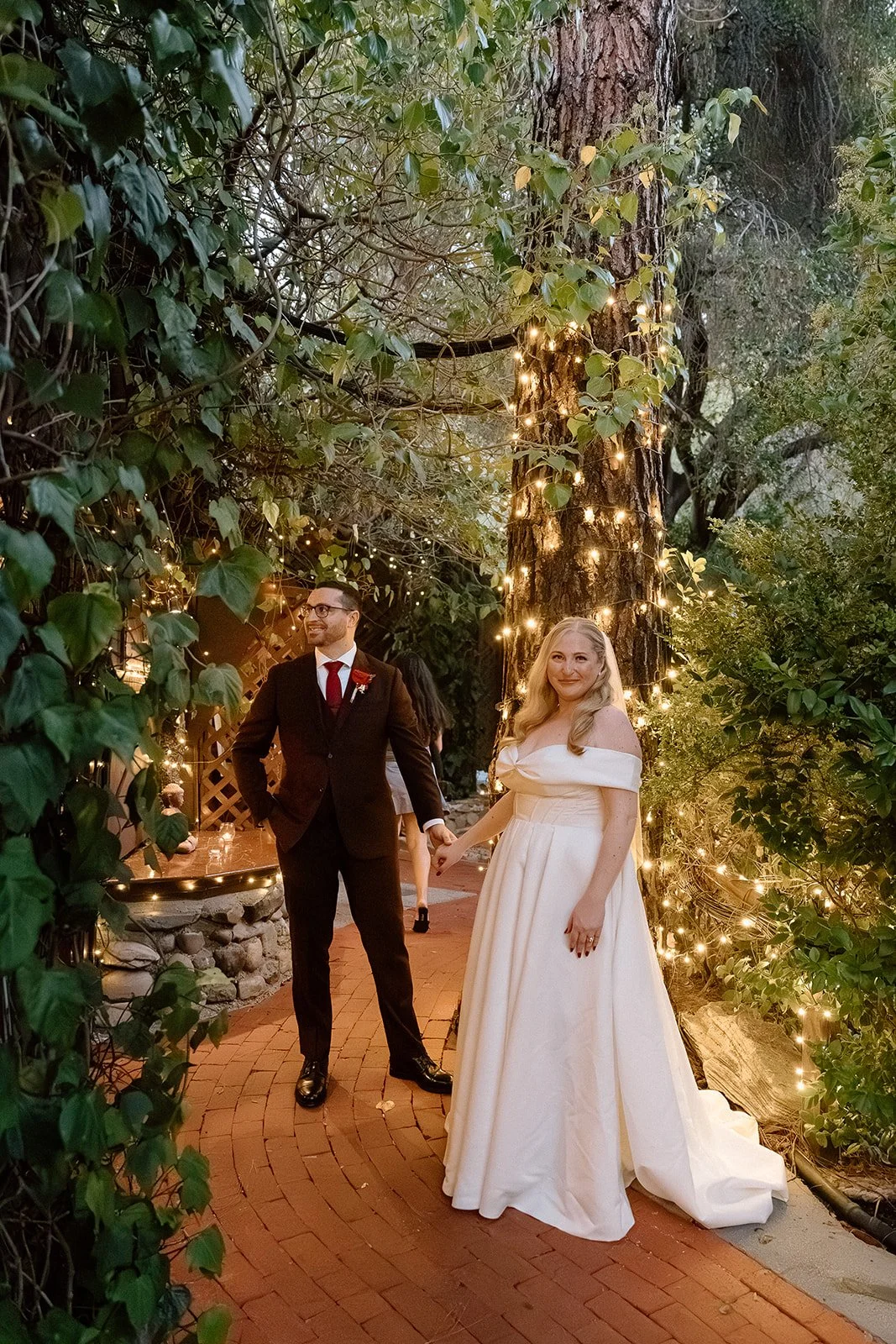 Emanuela + Josh_Wedding_Inn of the Seventh Ray_Topanga_25.10.04_Melissa Rae Photography-599.jpg